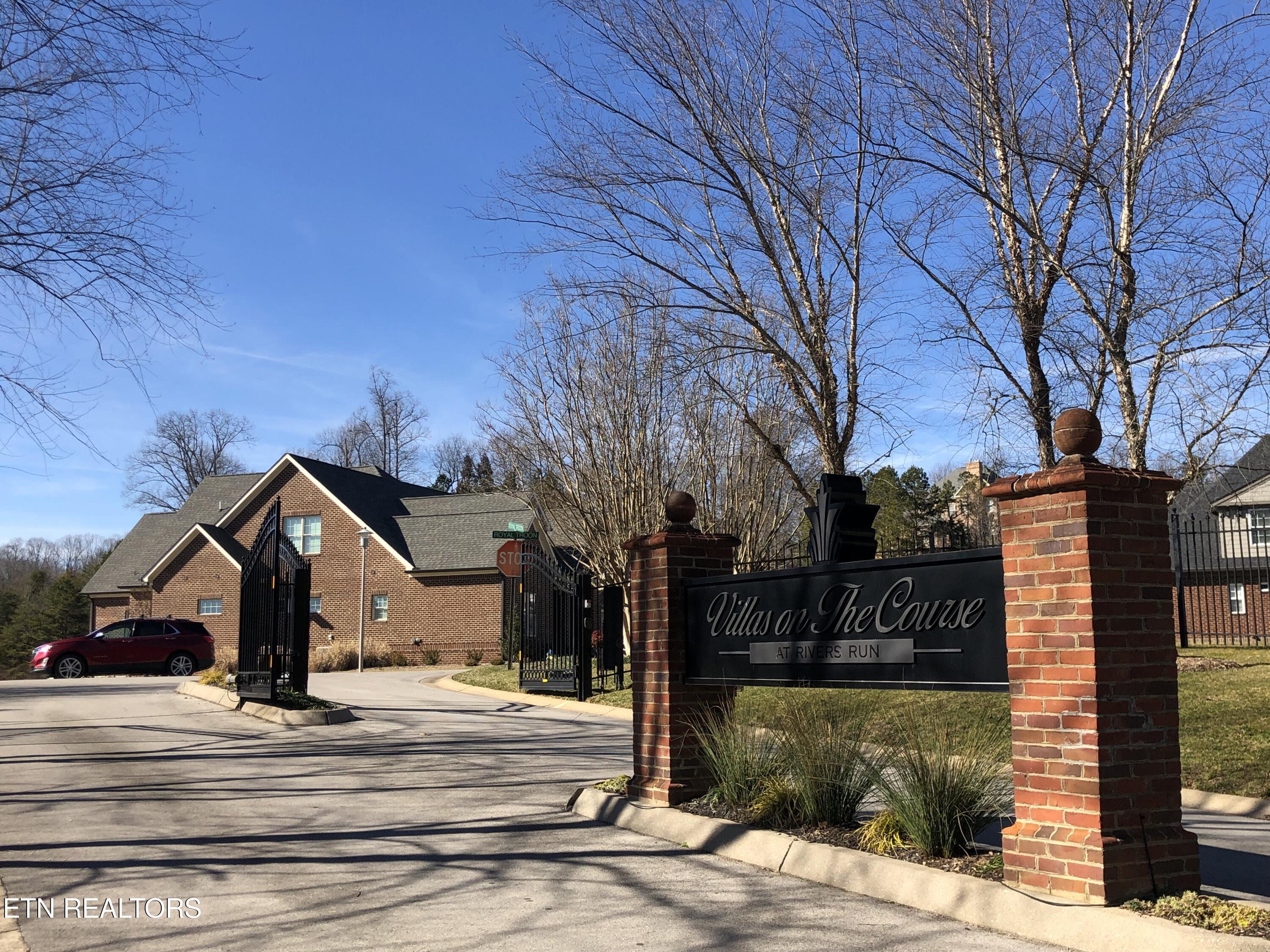 11 Royal Troon Circle Oak Ridge TN 37830