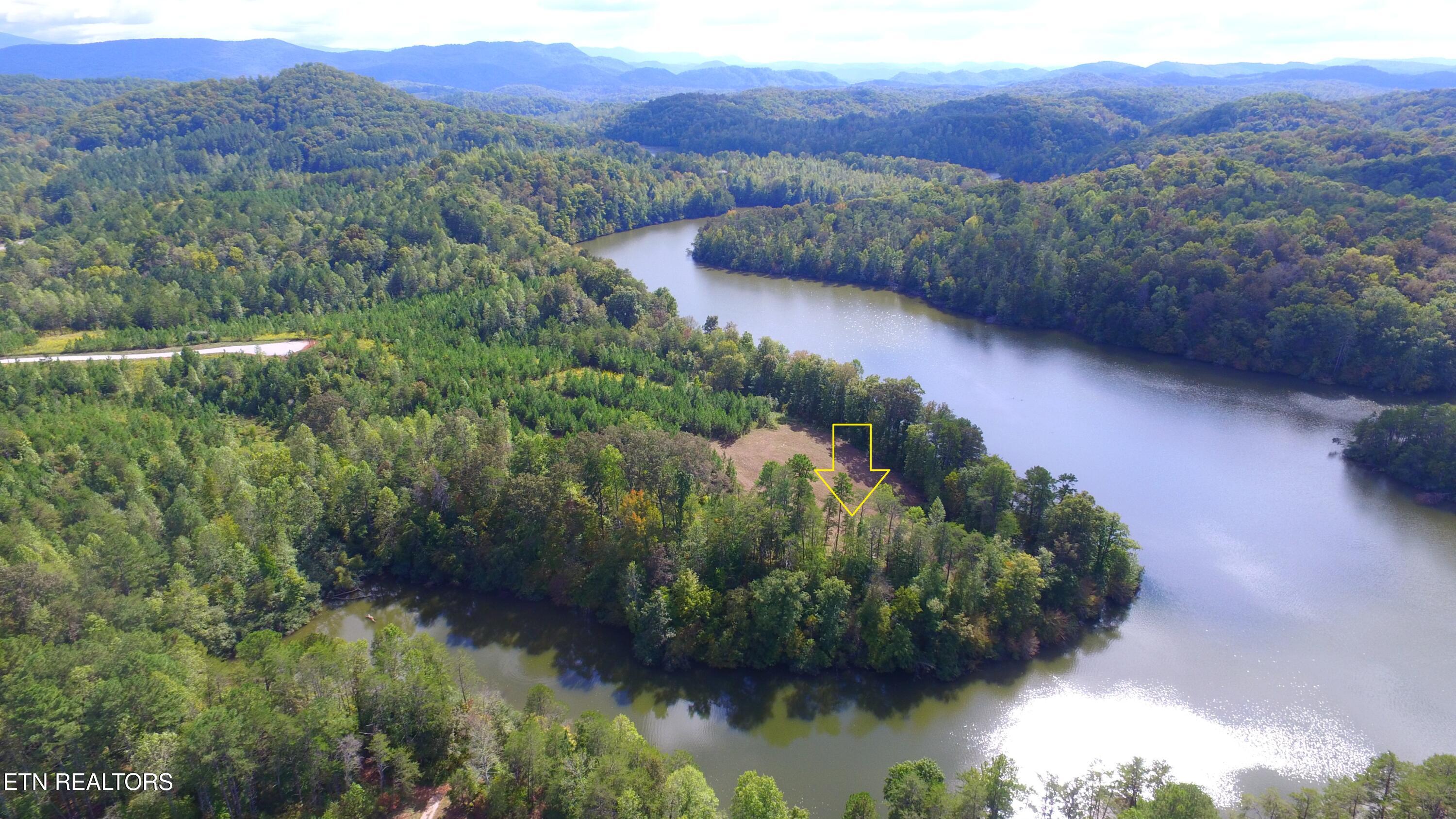 692 Overlook Drive Vonore TN 37885