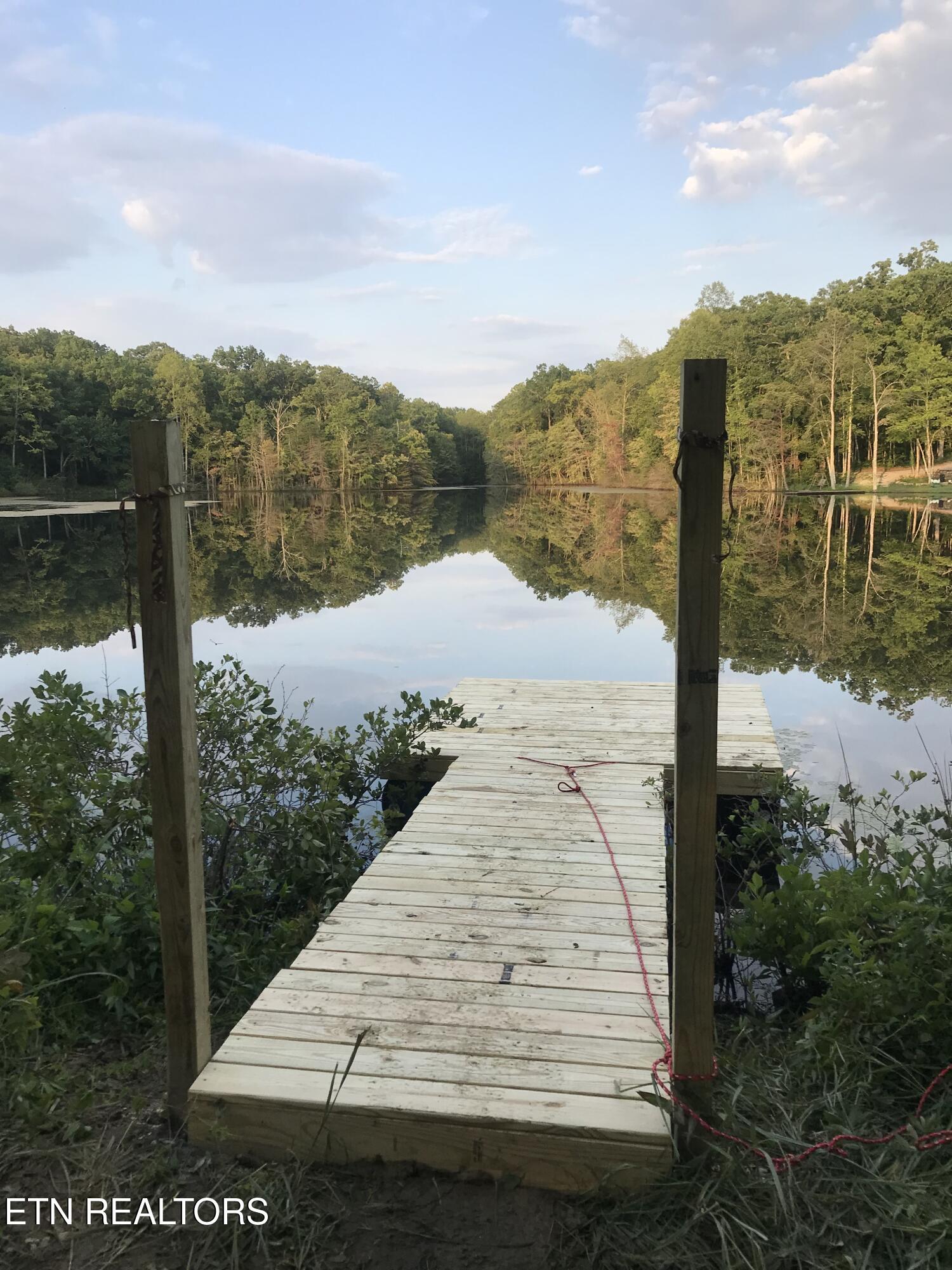 36AC Kentucky Drive Crossville TN 38572
