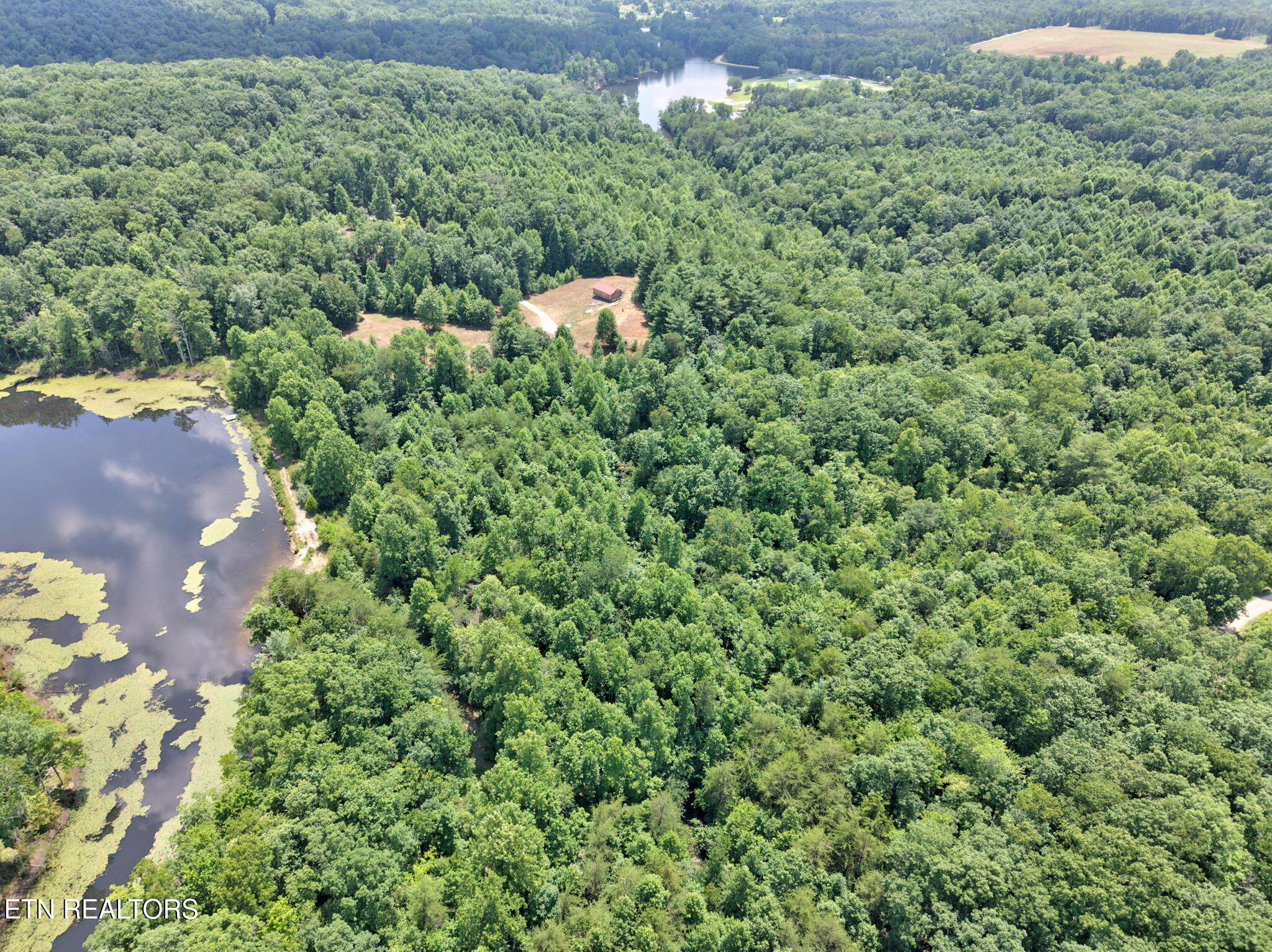 36AC Kentucky Drive Crossville TN 38572