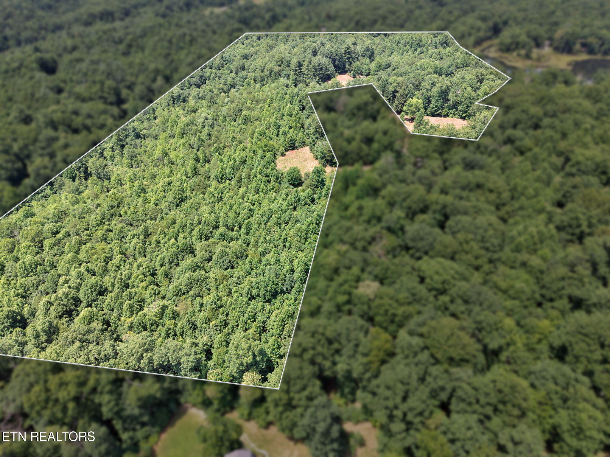 36AC Kentucky Drive Crossville TN 38572