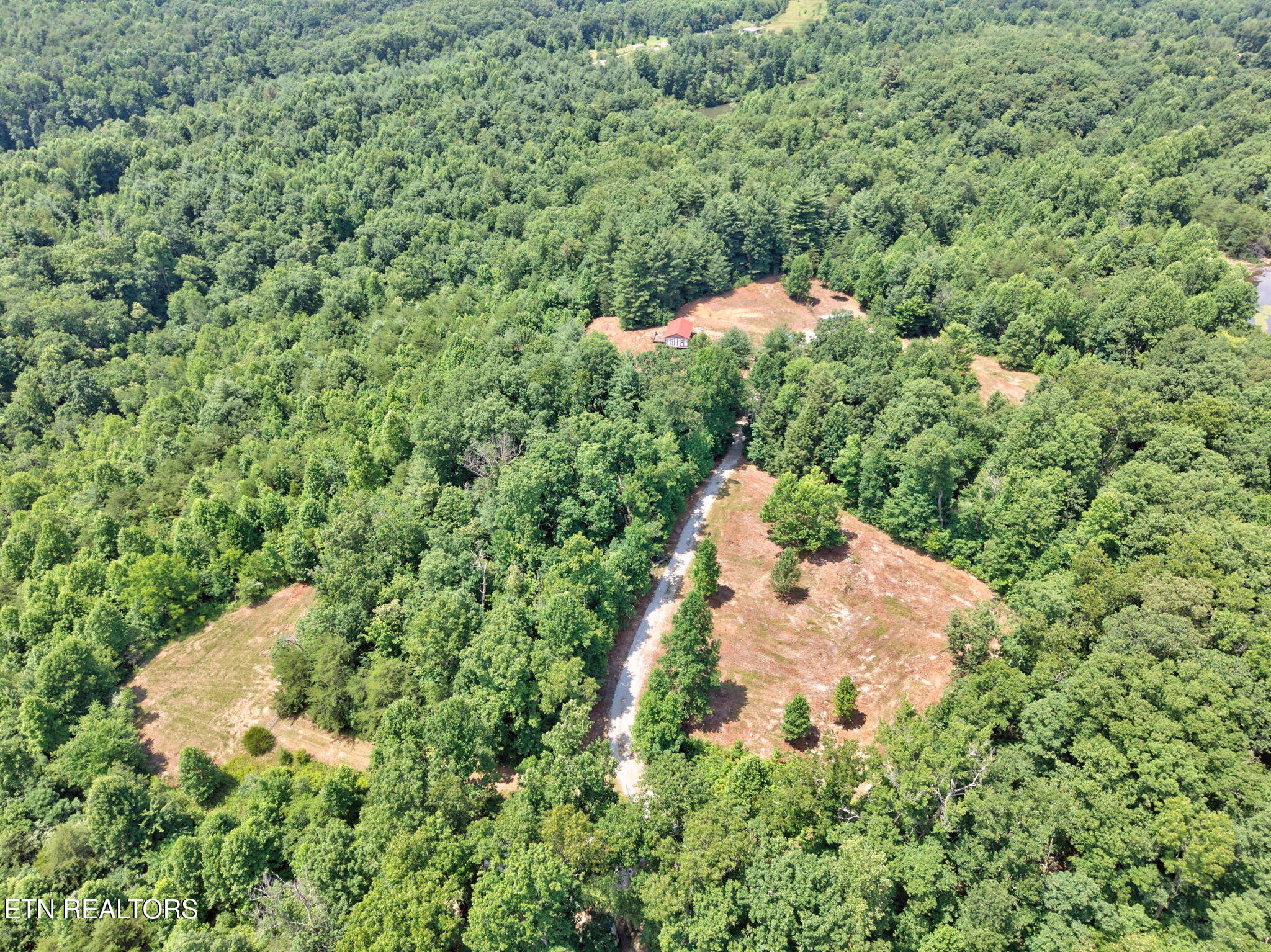 36AC Kentucky Drive Crossville TN 38572
