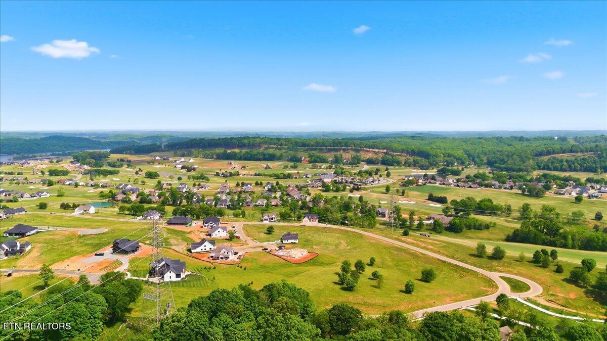 145 Purple Iris Place Loudon TN 37774