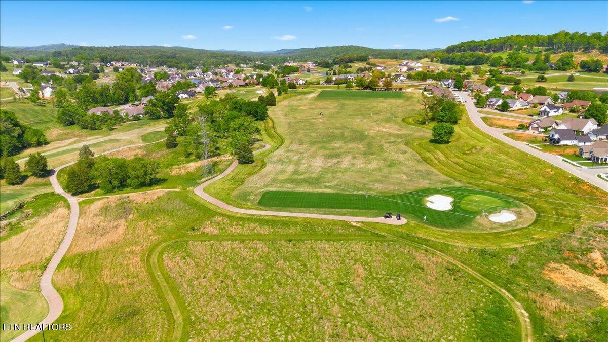 145 Purple Iris Place Loudon TN 37774
