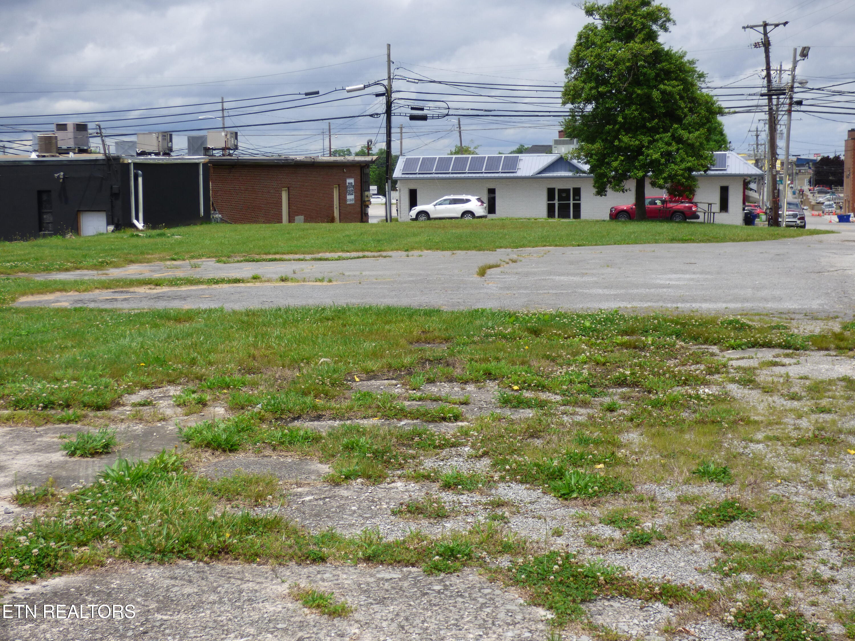 Lantana Road Crossville TN 38555