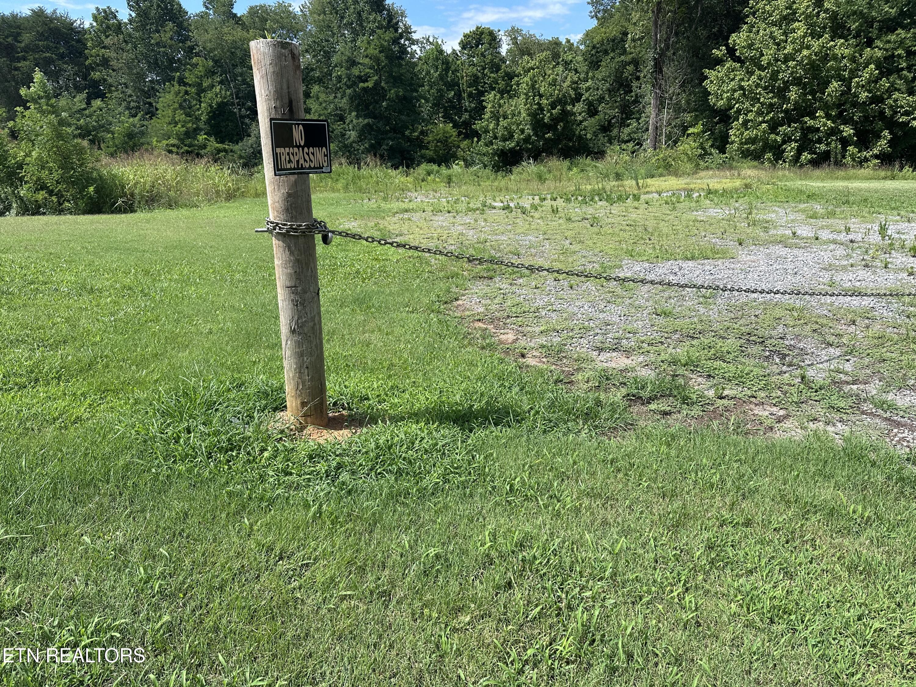 9721 Thorn Grove Pike Strawberry Plains TN 37871
