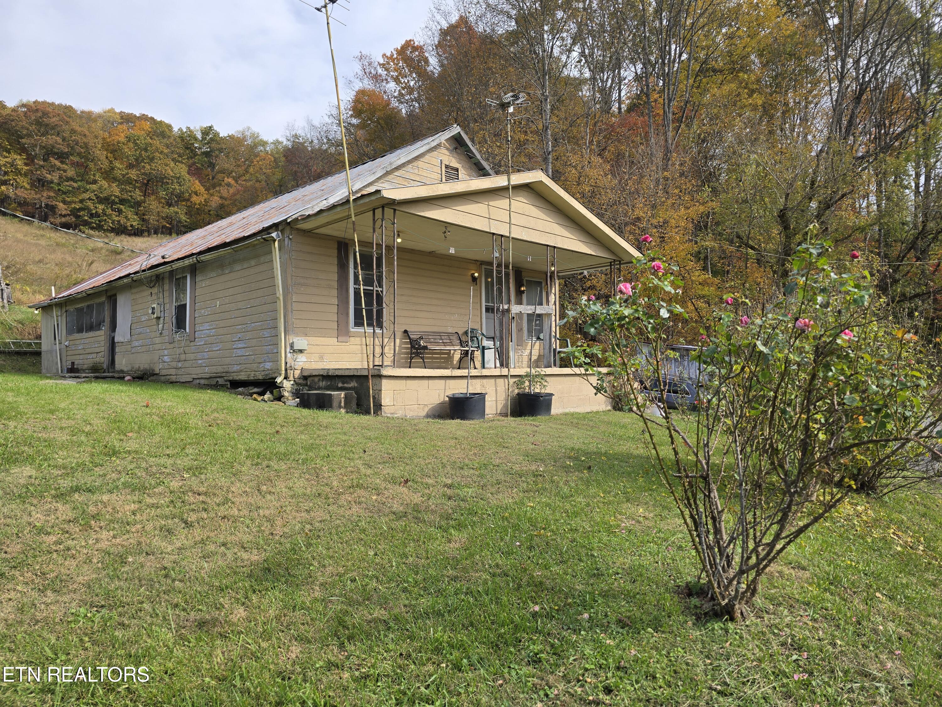 227 Elihu Road Sneedville TN 37869