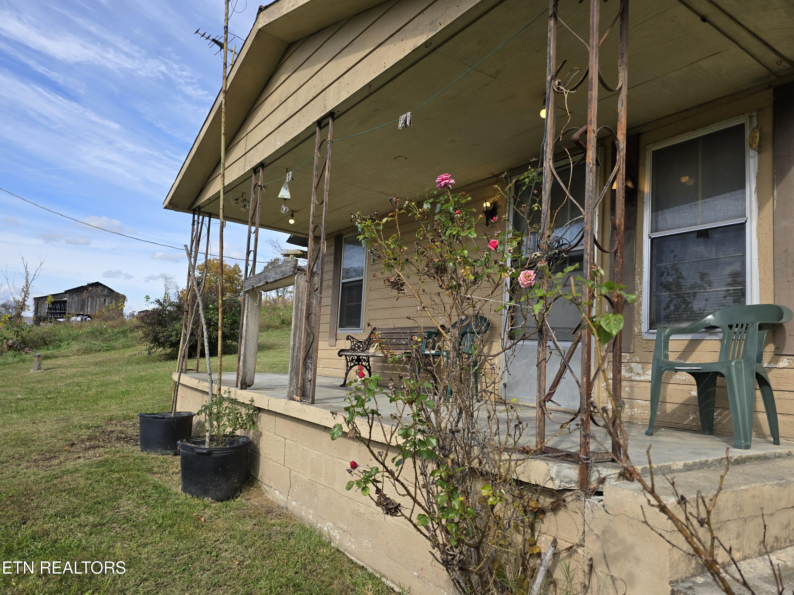 227 Elihu Road Sneedville TN 37869