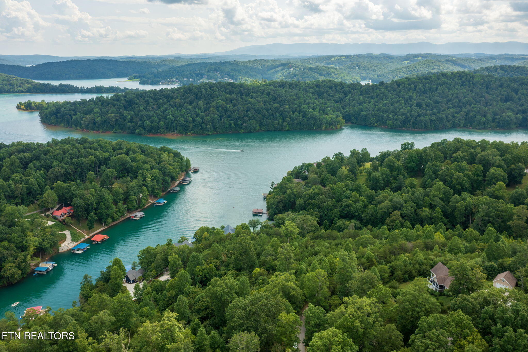 Lot 21 Buckeye Landing Lafollette TN 37766