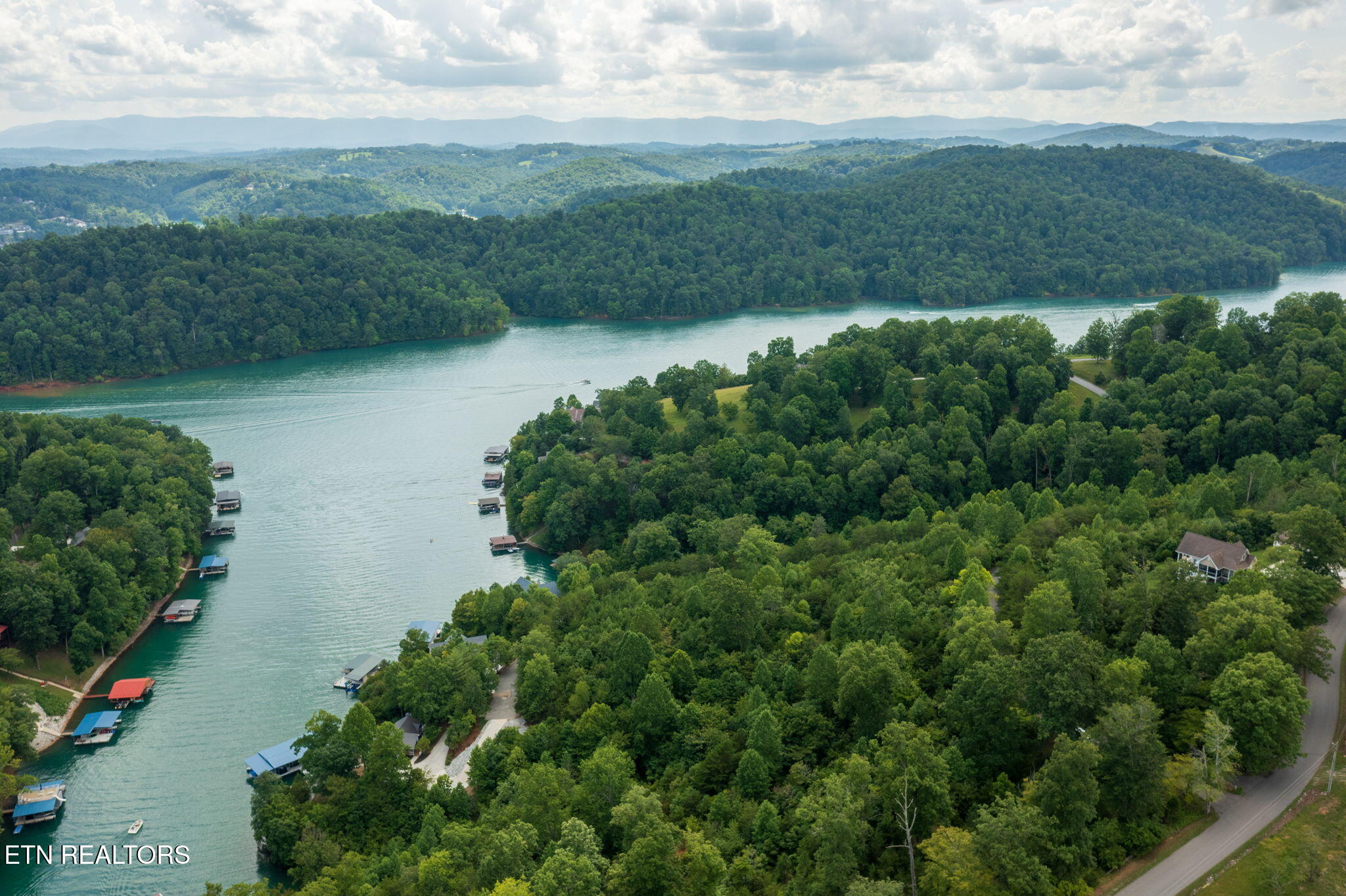 Lot 21 Buckeye Landing Lafollette TN 37766
