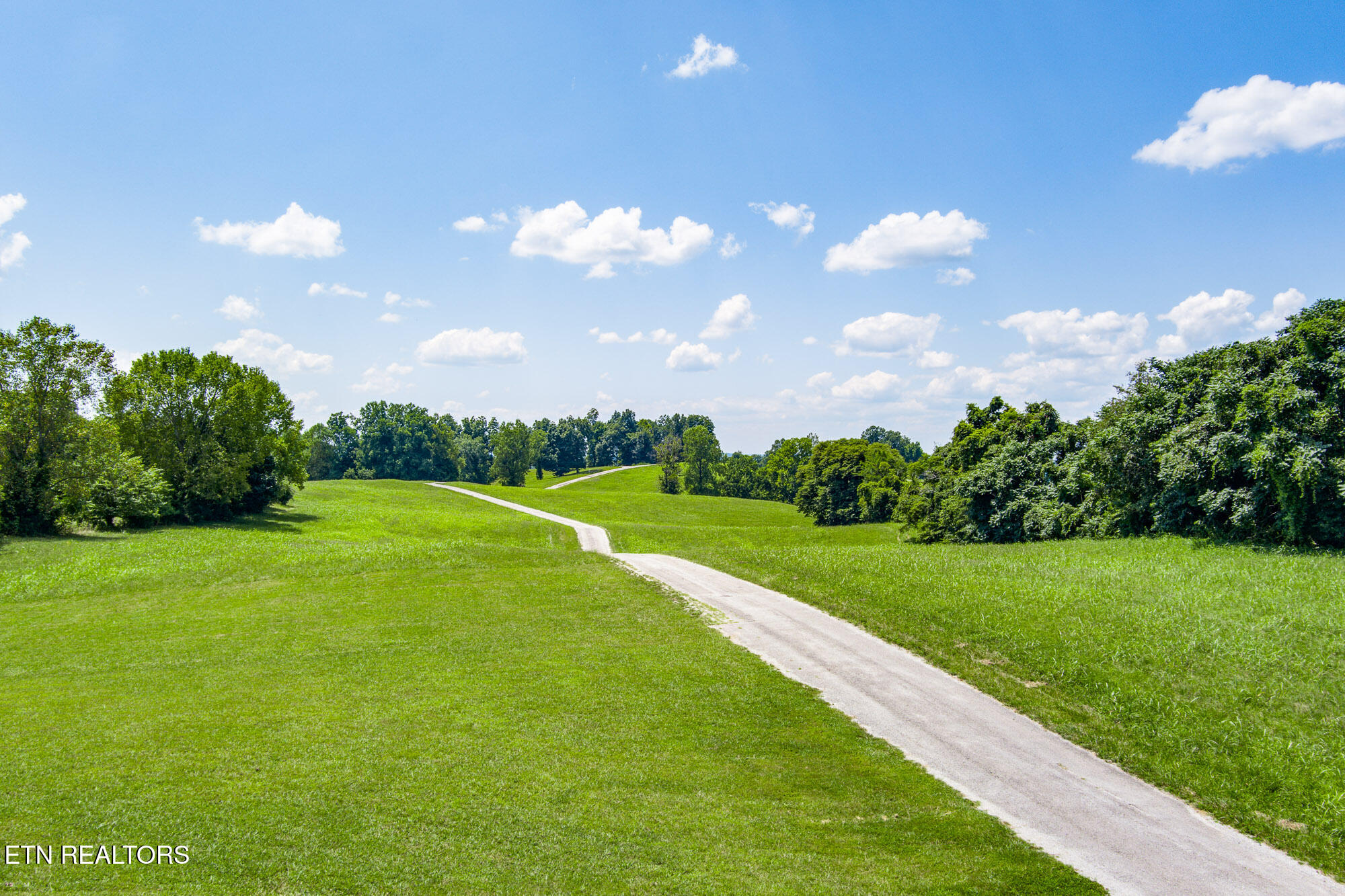 Lot 26 Amonett Circle Byrdstown TN 38549