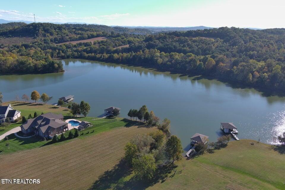 7883 Morganton Road Greenback TN 37742