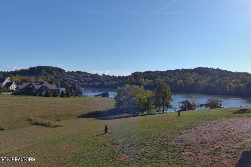 7883 Morganton Road Greenback TN 37742