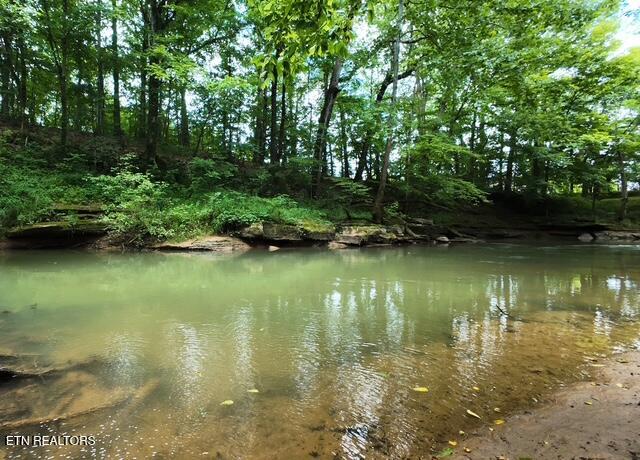738 Blue Water Drive Cookeville TN 38506