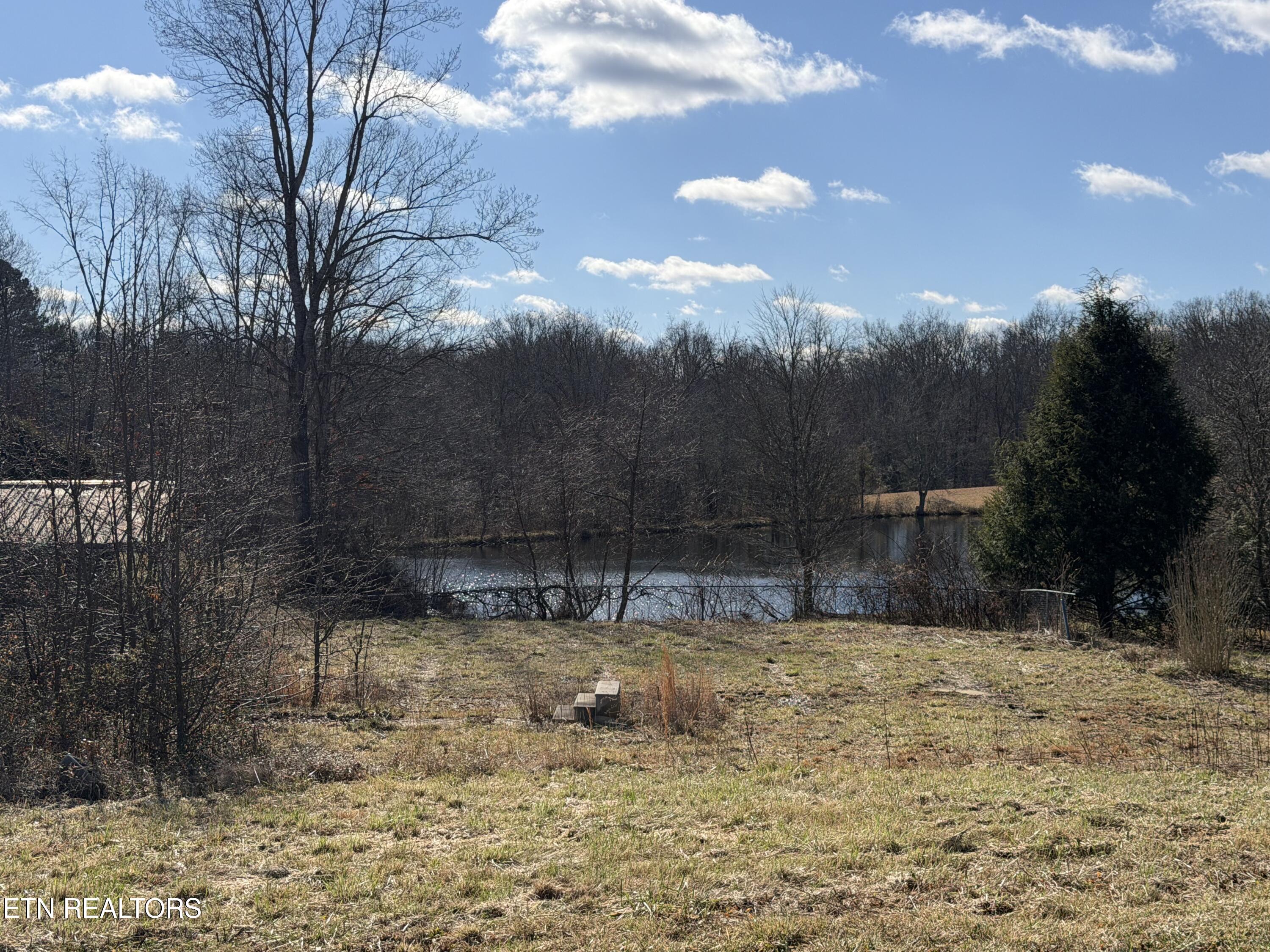 4925 Nashville Highway Deer Lodge TN 37726