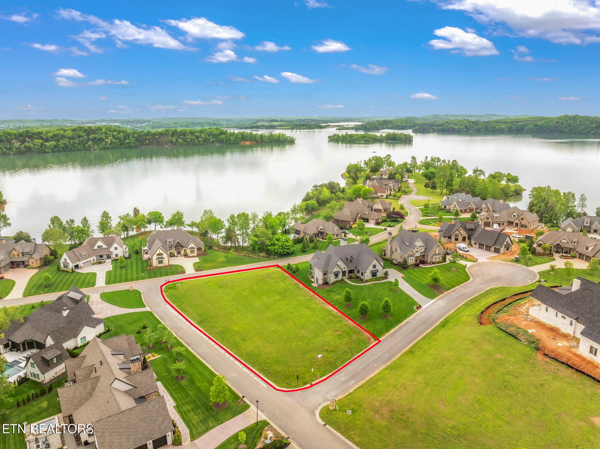 165 Captains Way Lenoir City TN 37772