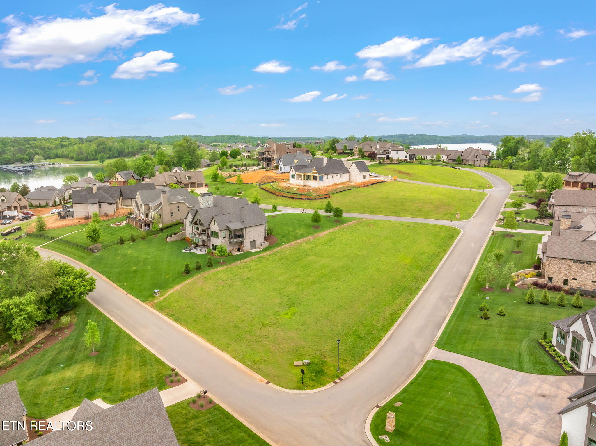 165 Captains Way Lenoir City TN 37772