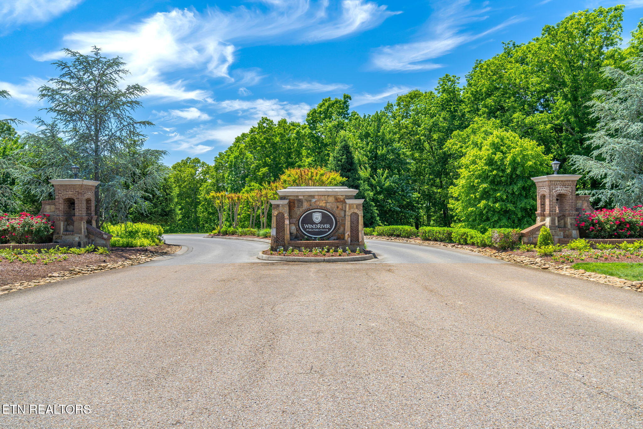 165 Captains Way Lenoir City TN 37772
