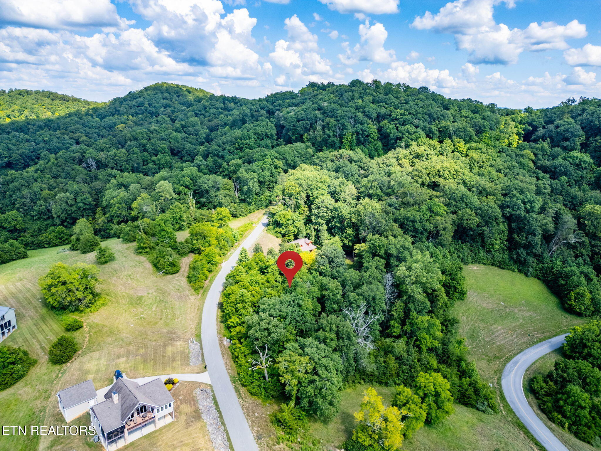 355 Larayne Hollow Road Sharps Chapel TN 37866