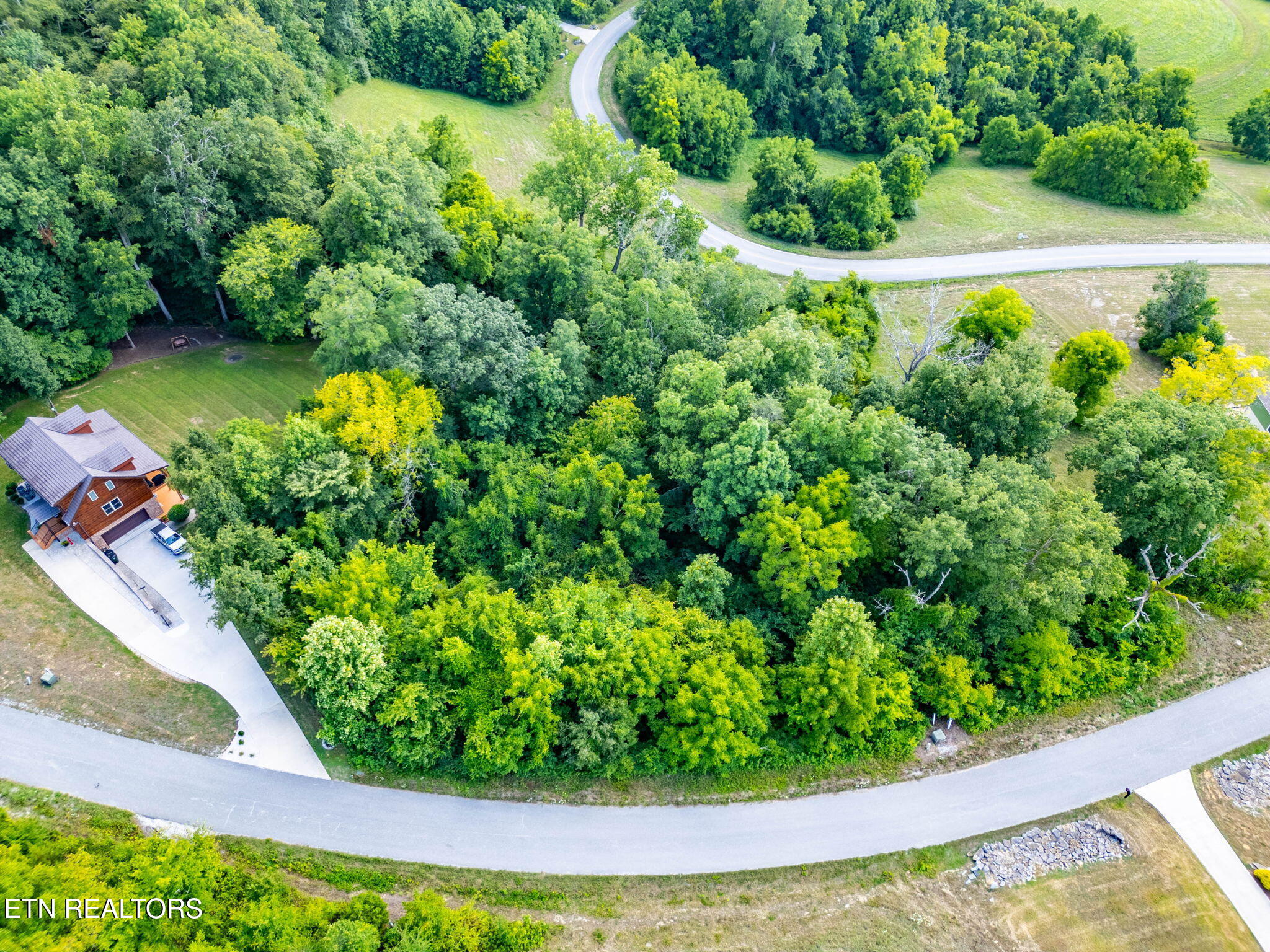 355 Larayne Hollow Road Sharps Chapel TN 37866