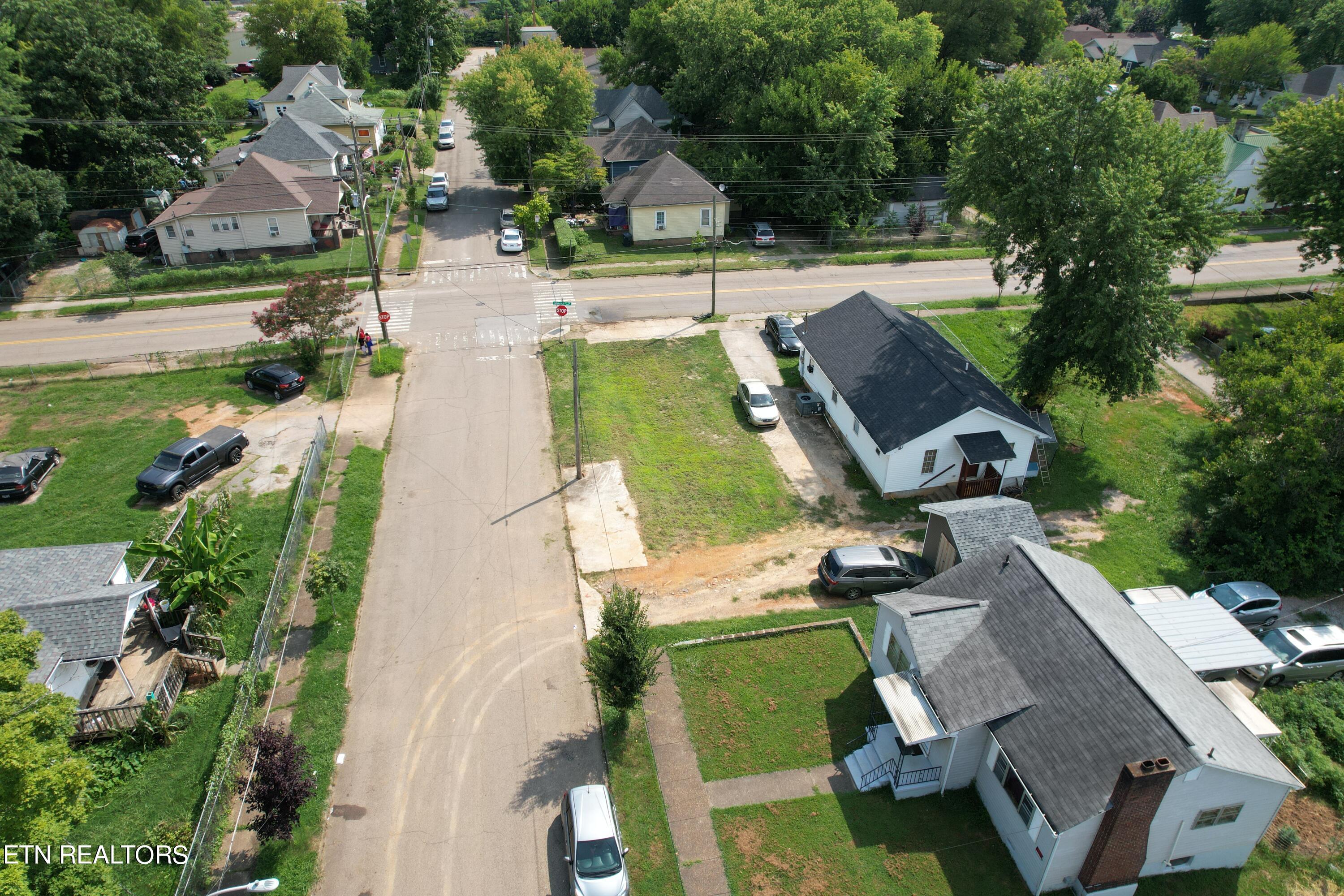 2823 Johnston Street Knoxville TN 37921