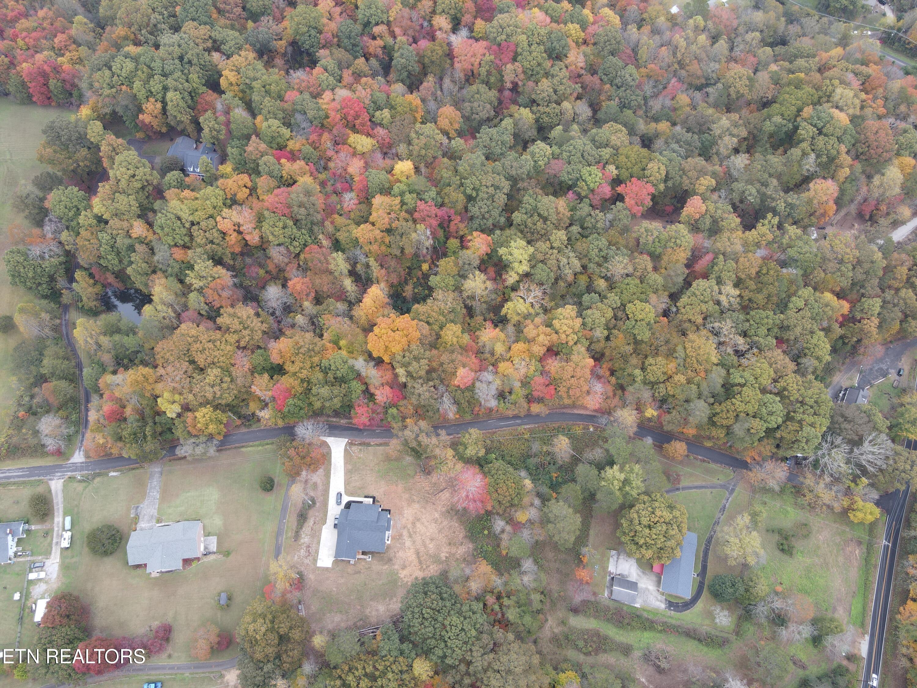 118 Pleasant View Loop Road Clinton TN 37716