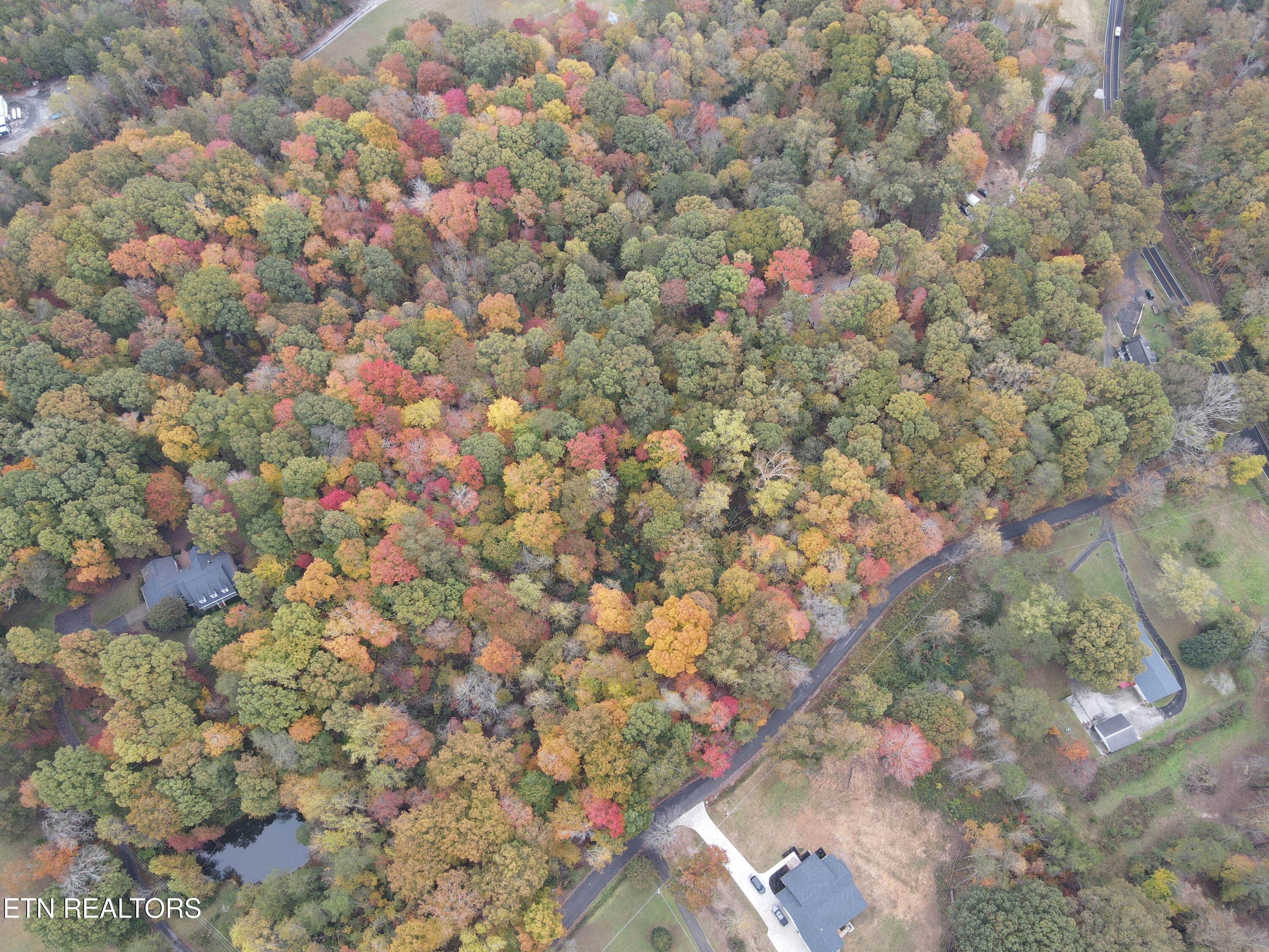 118 Pleasant View Loop Road Clinton TN 37716
