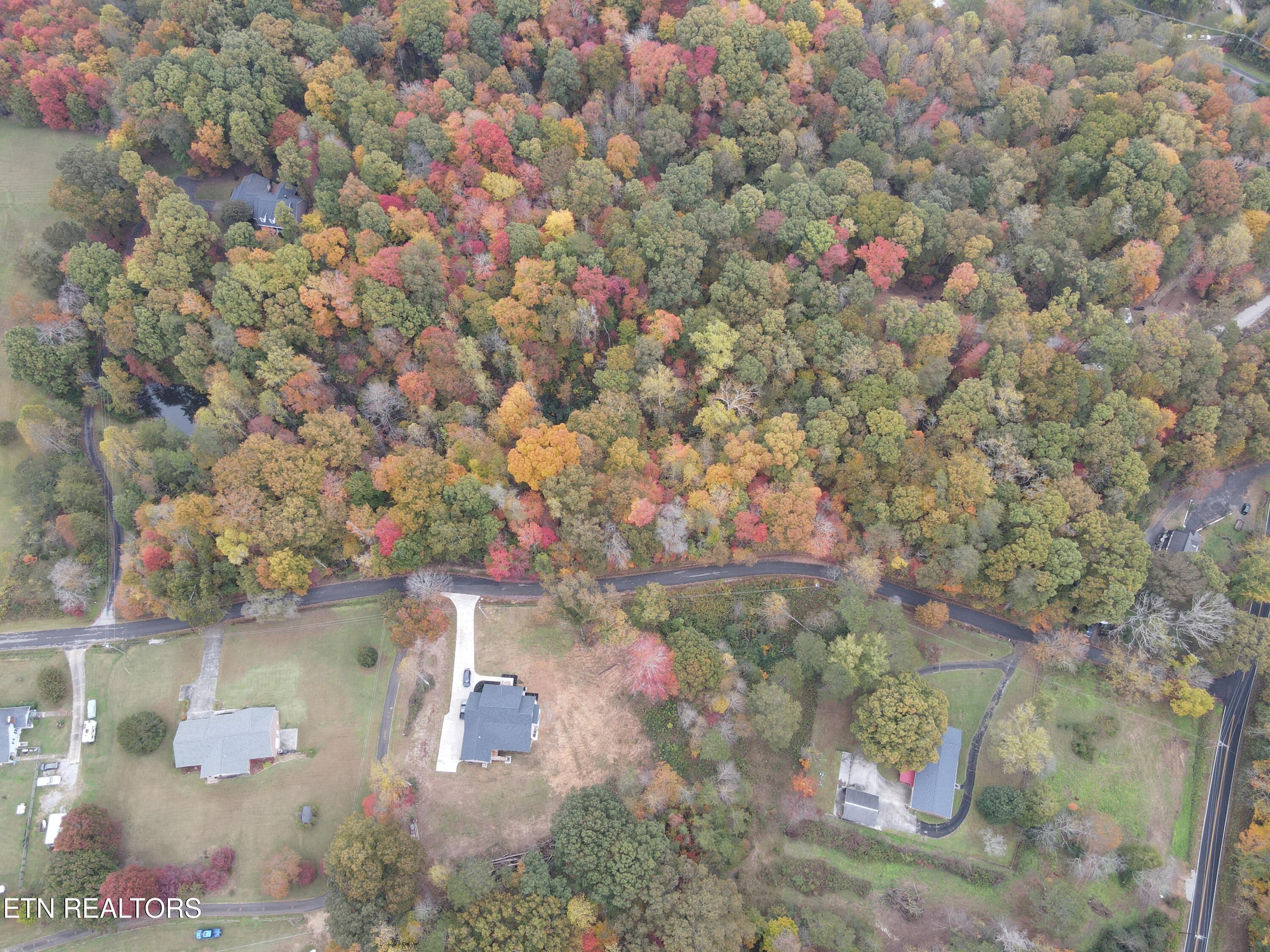 118 Pleasant View Loop Road Clinton TN 37716