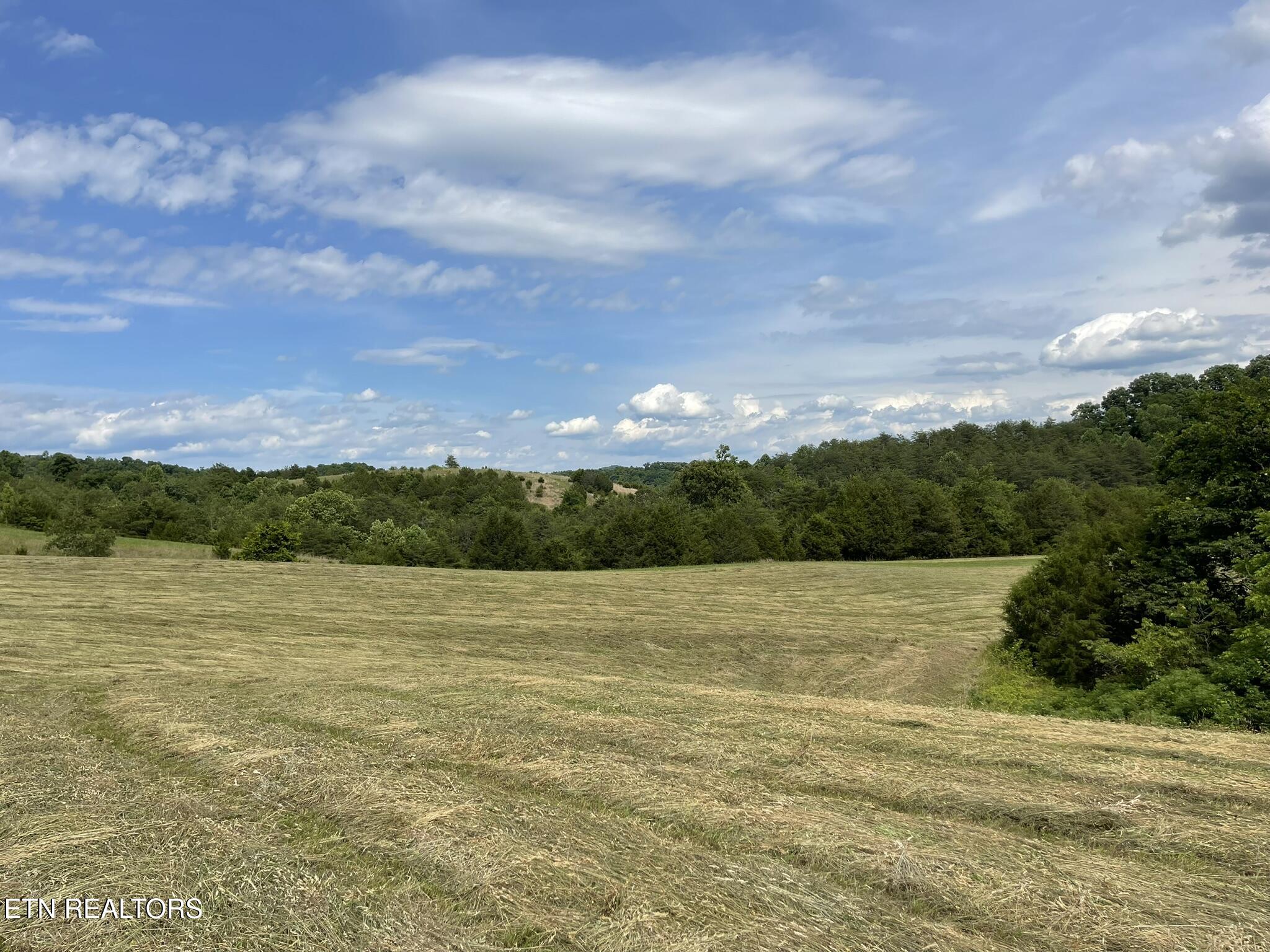 6948 Tazewell Highway Sneedville TN 37869