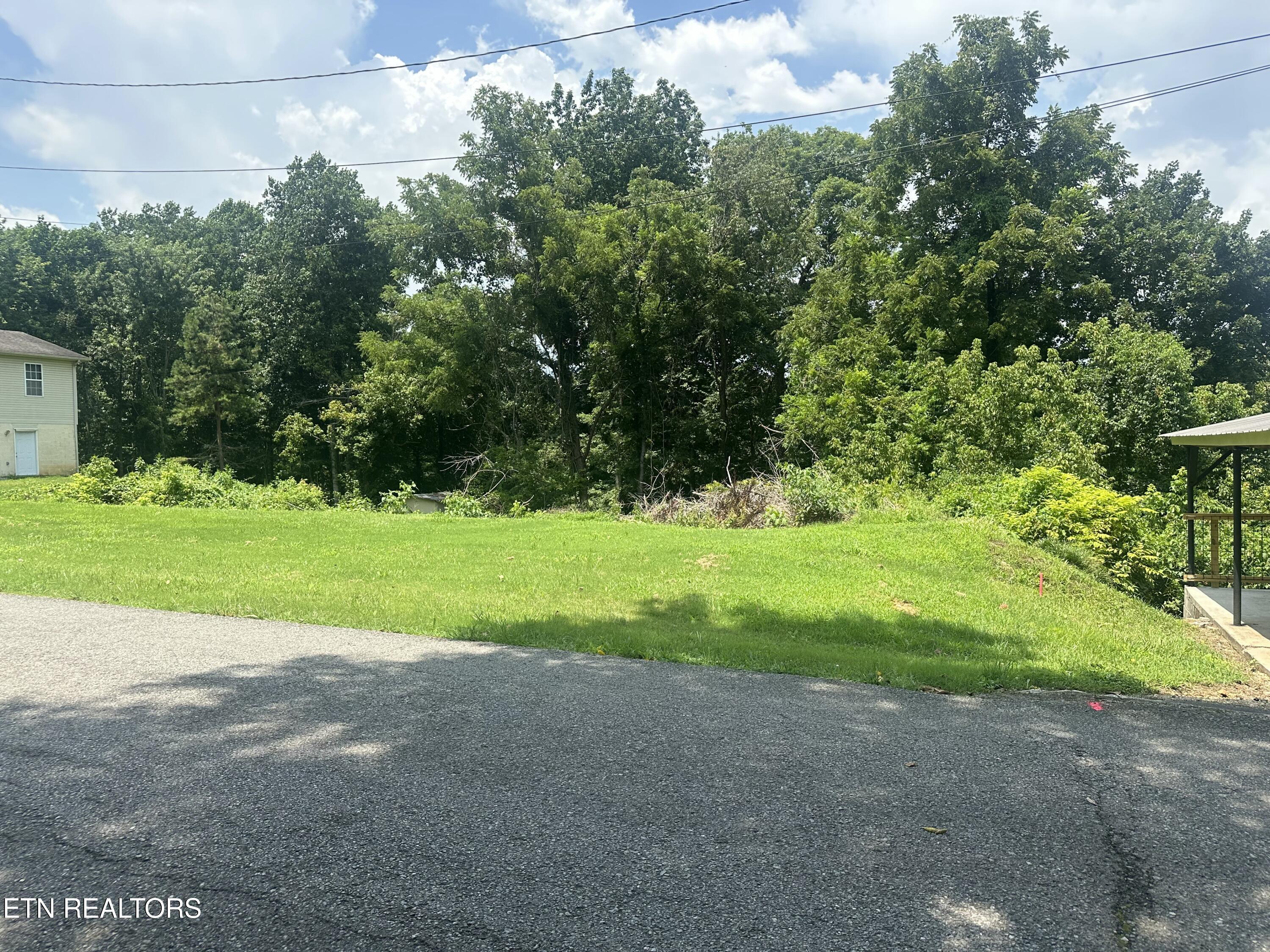 W Lot 22r Ninth Avenue Lenoir City TN 37771