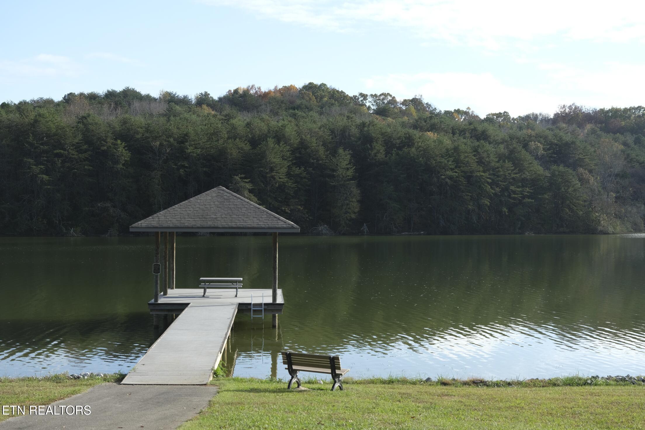 182 Bakers Pointe Greenback TN 37742