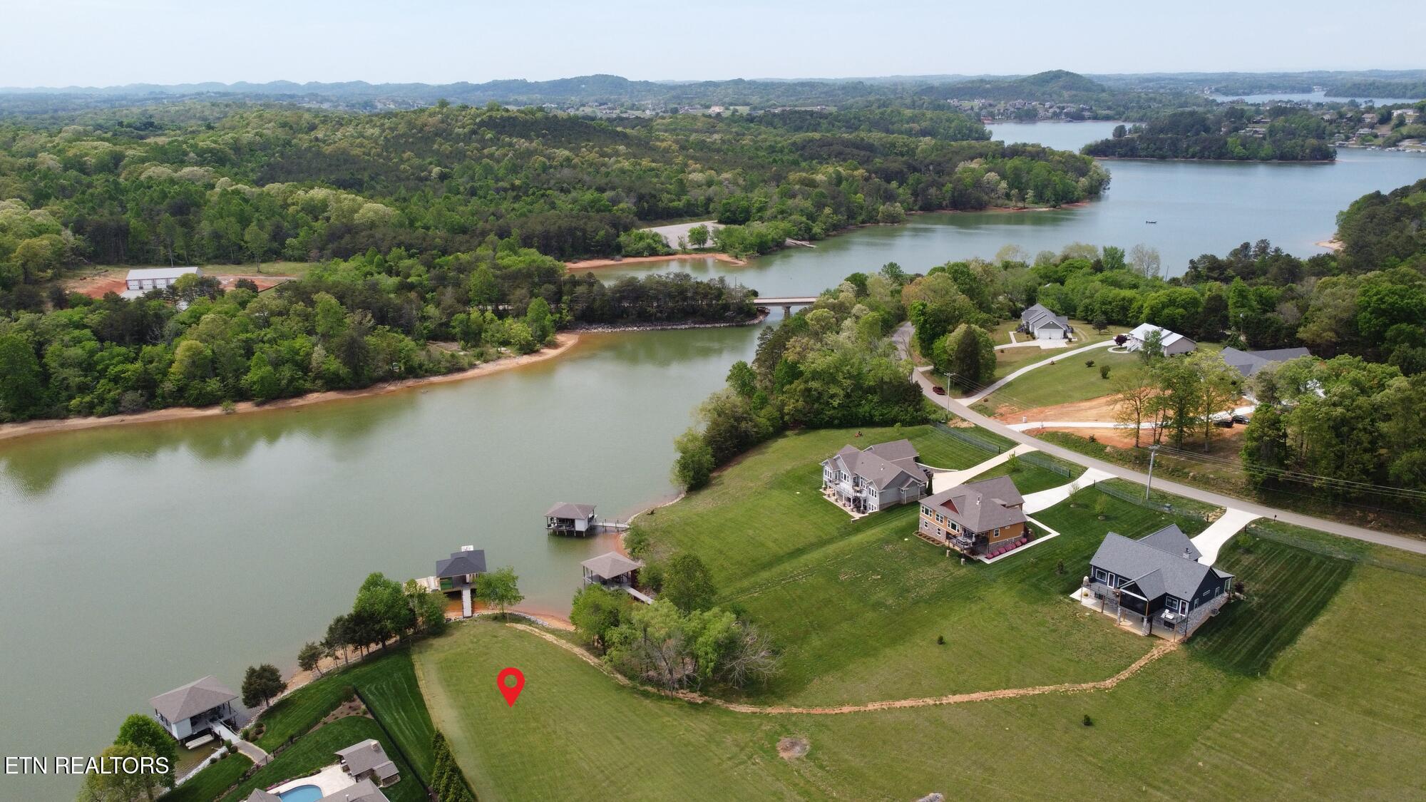 182 Bakers Pointe Greenback TN 37742