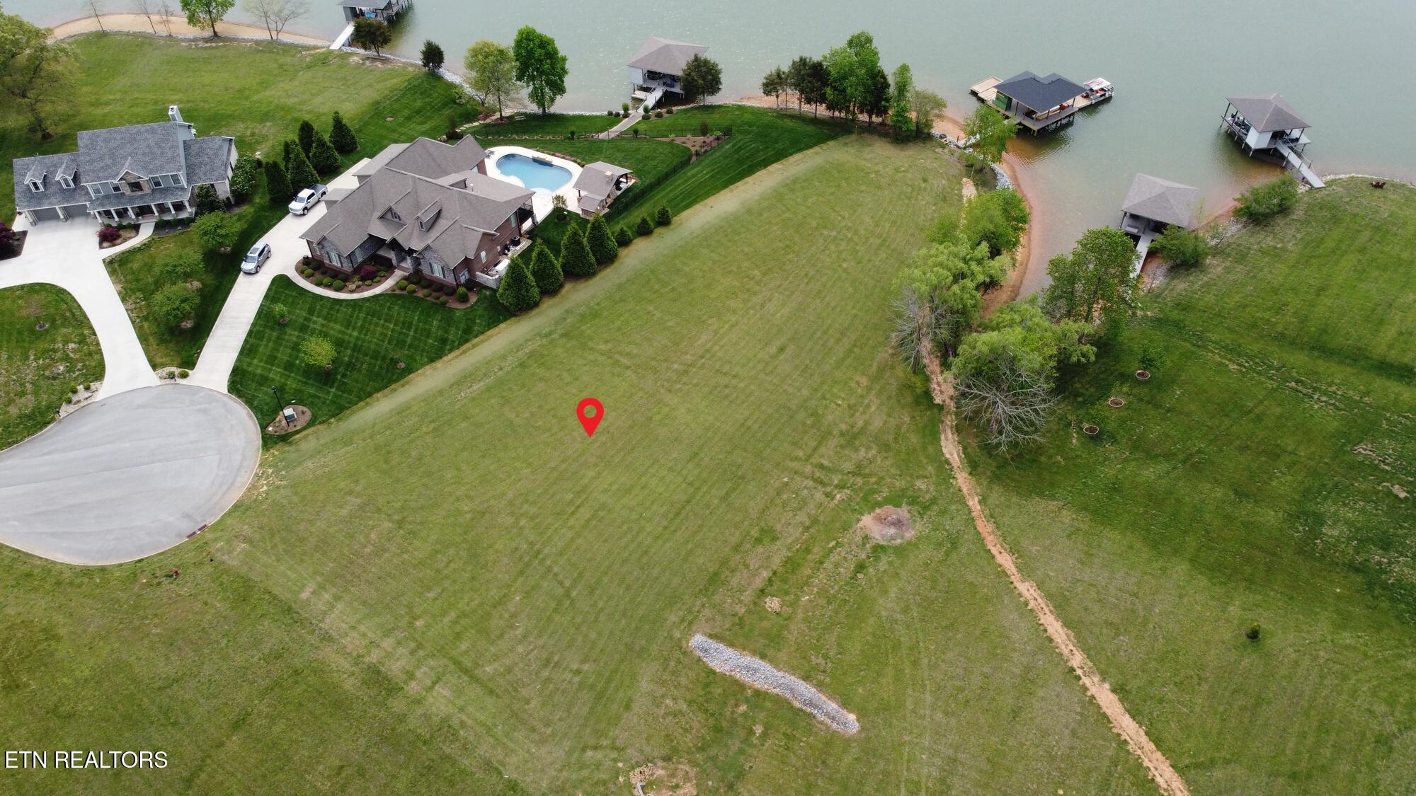 182 Bakers Pointe Greenback TN 37742