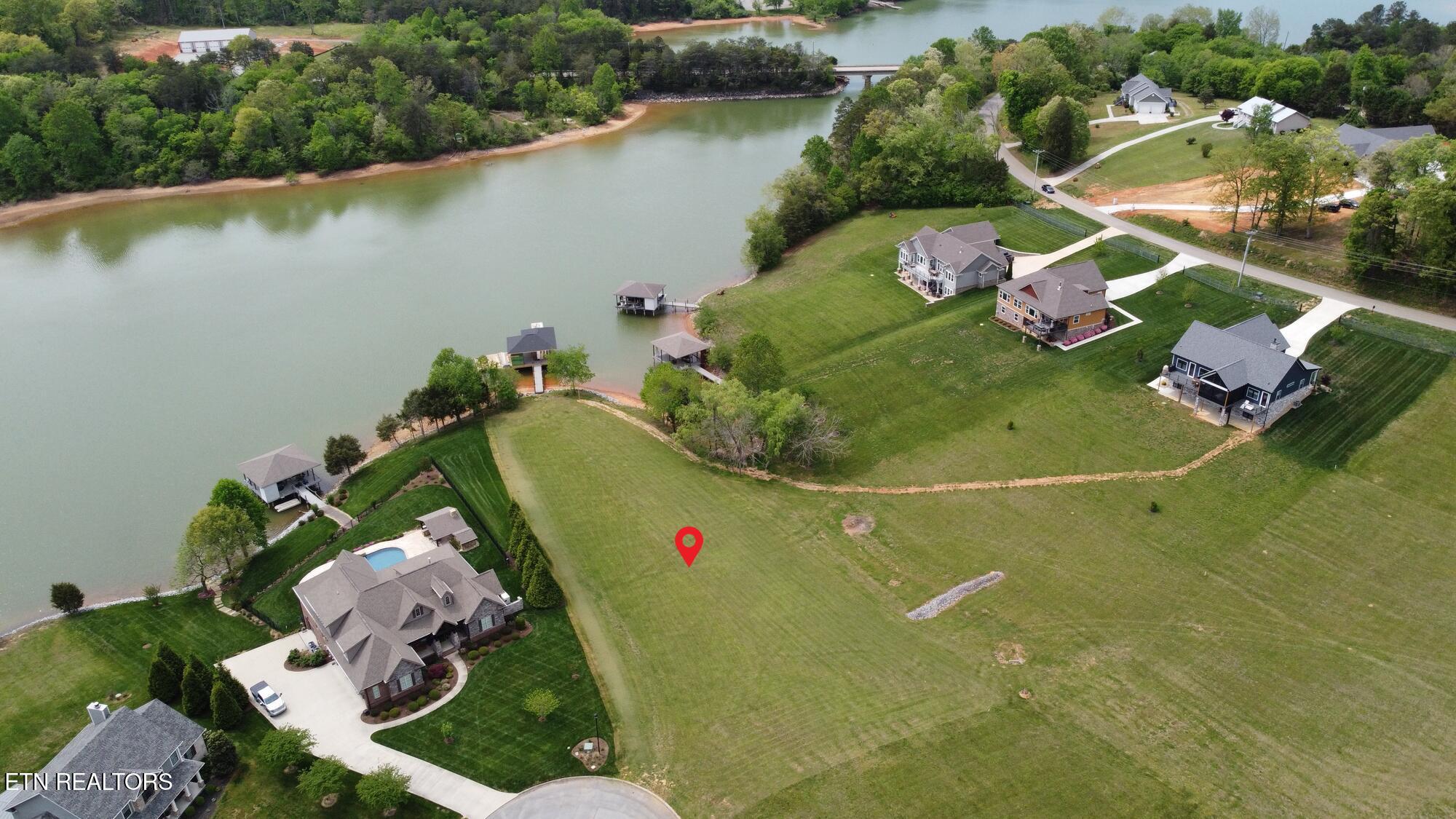 182 Bakers Pointe Greenback TN 37742