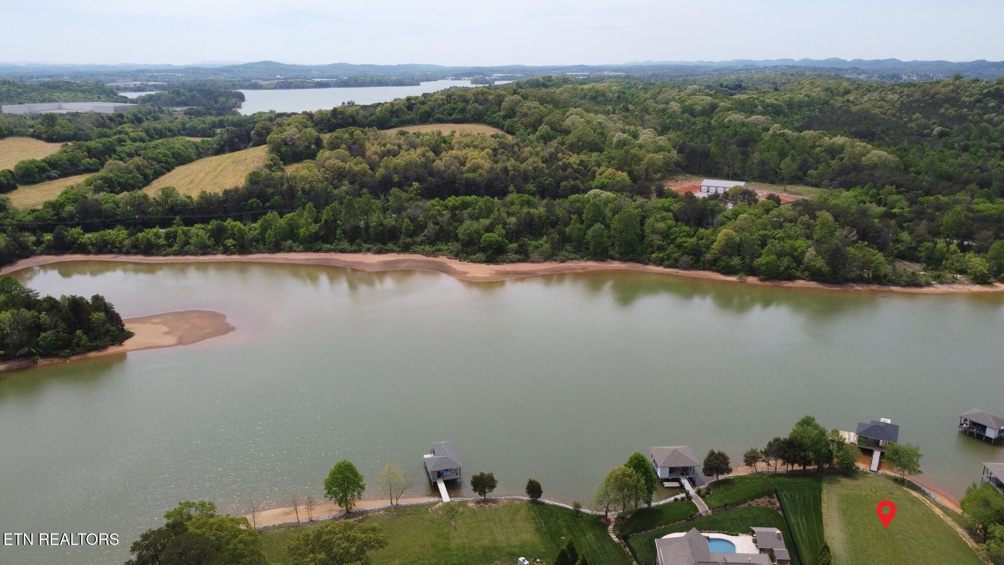 182 Bakers Pointe Greenback TN 37742