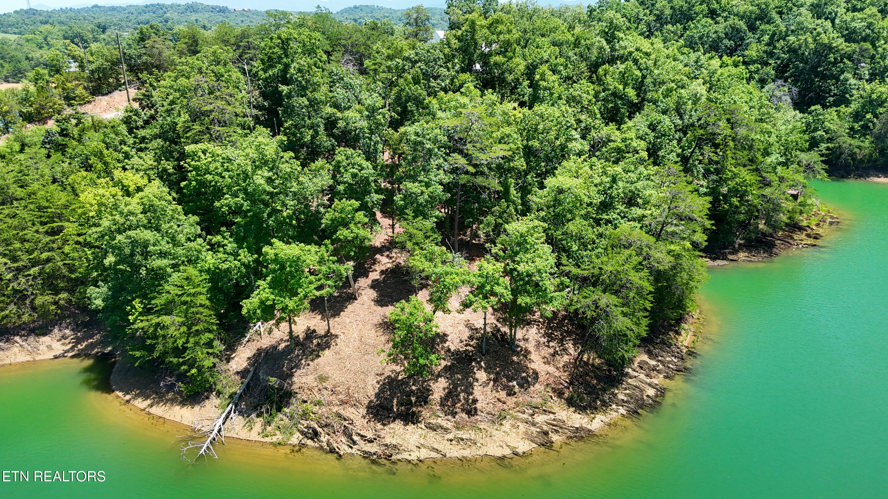 Lot 2 Lake Oaks Way Sevierville TN 37876