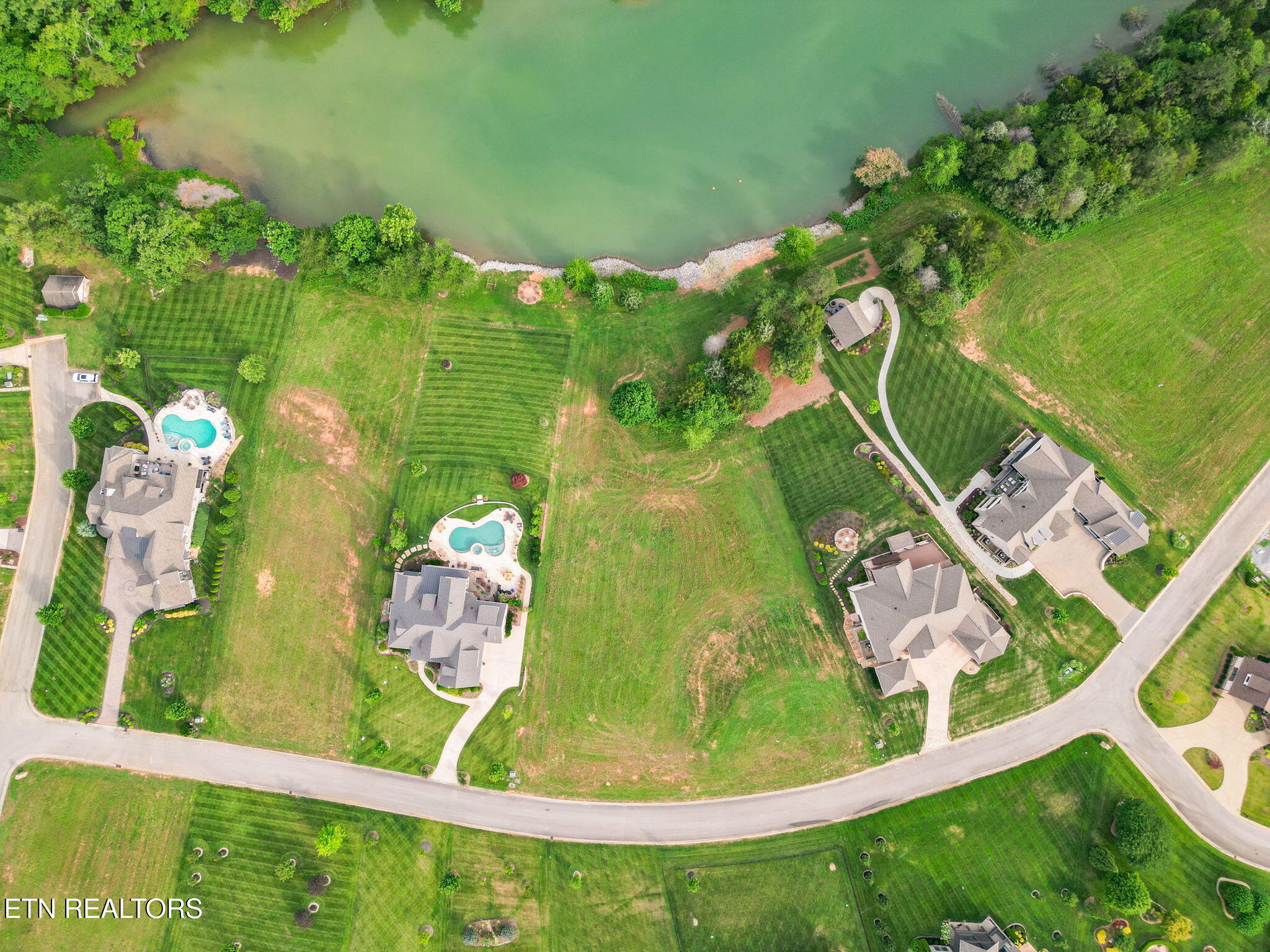 477 Zepher Drive Lenoir City TN 37772