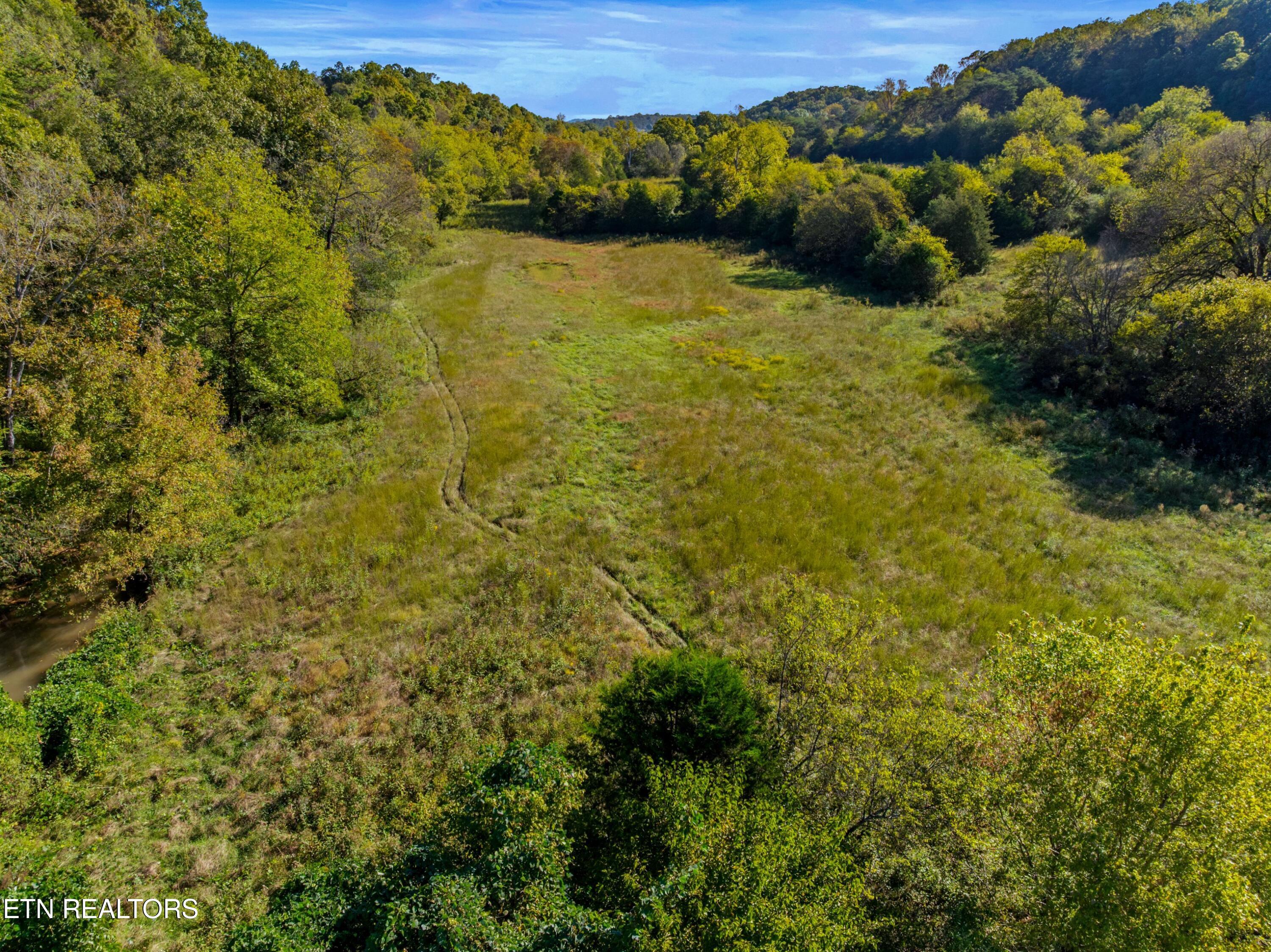 792 Rh Ellis Road Dandridge TN 37725