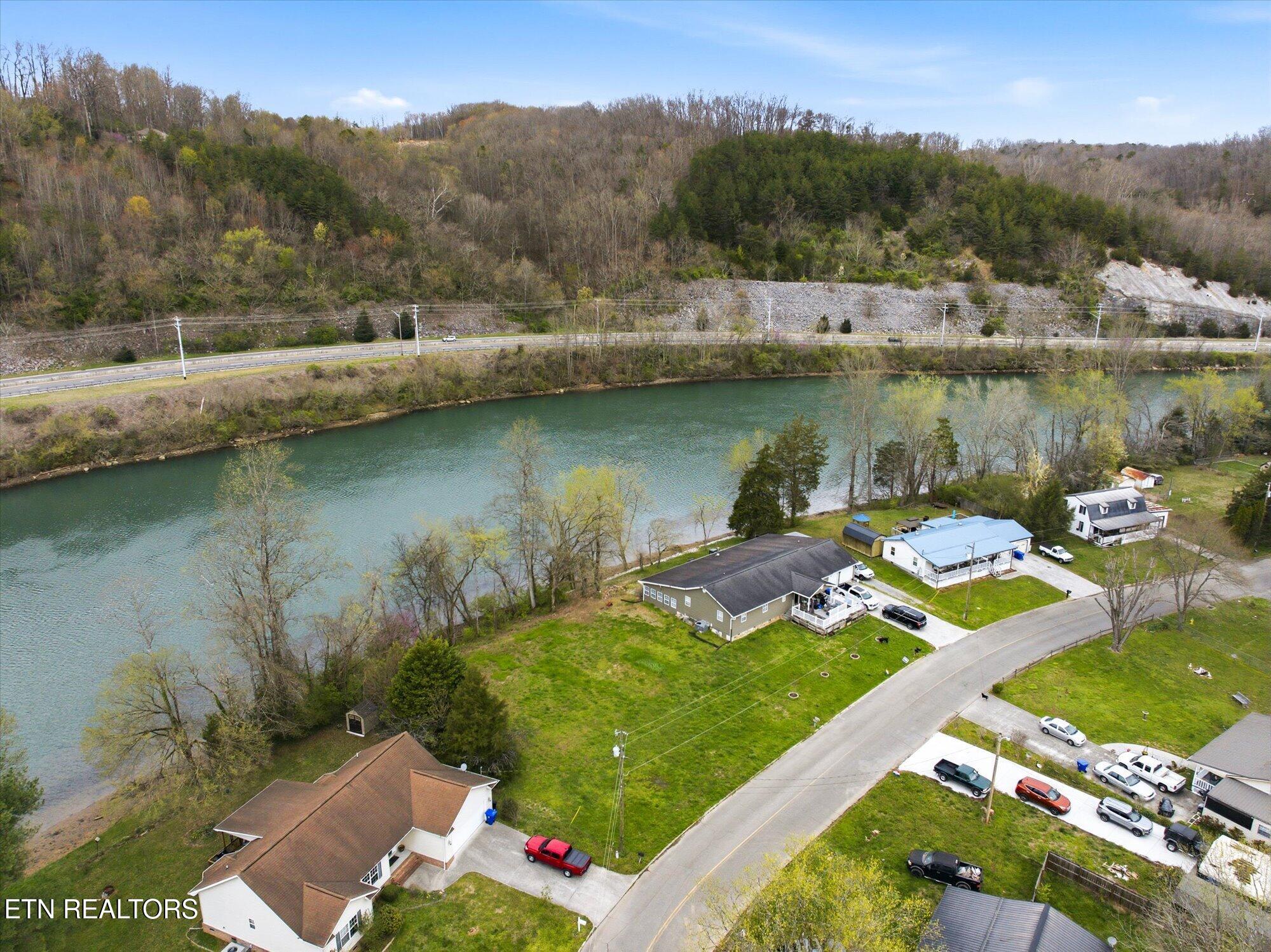 Melton Hill Circle Clinton TN 37716