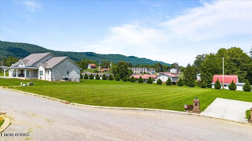 Grandview Lane Jacksboro TN 37757