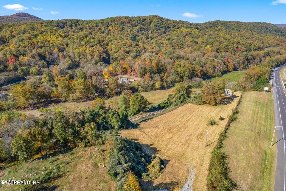 Colonial Lane Rocky Top TN 37769