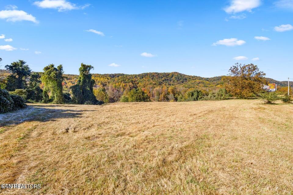 Colonial Lane Rocky Top TN 37769