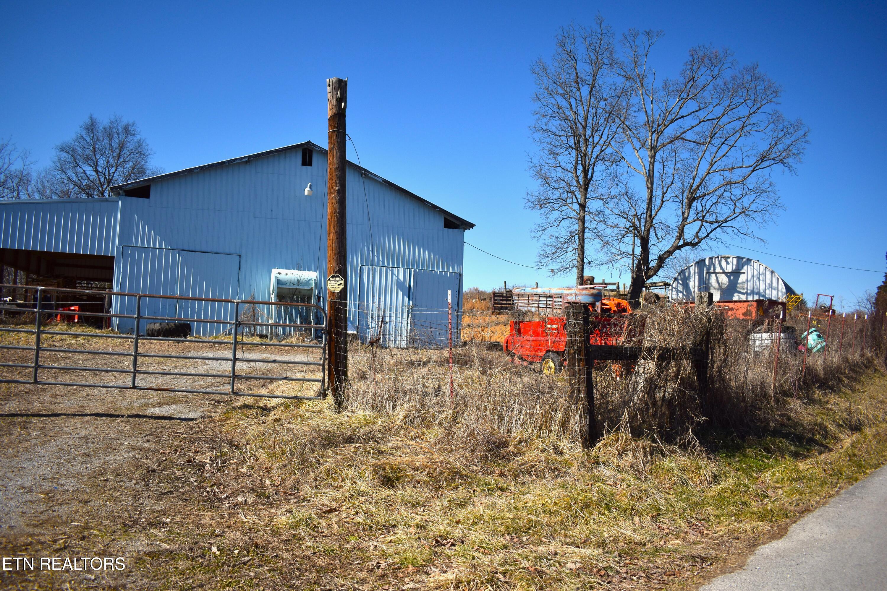787 Oak Grove Road Harrogate TN 37752