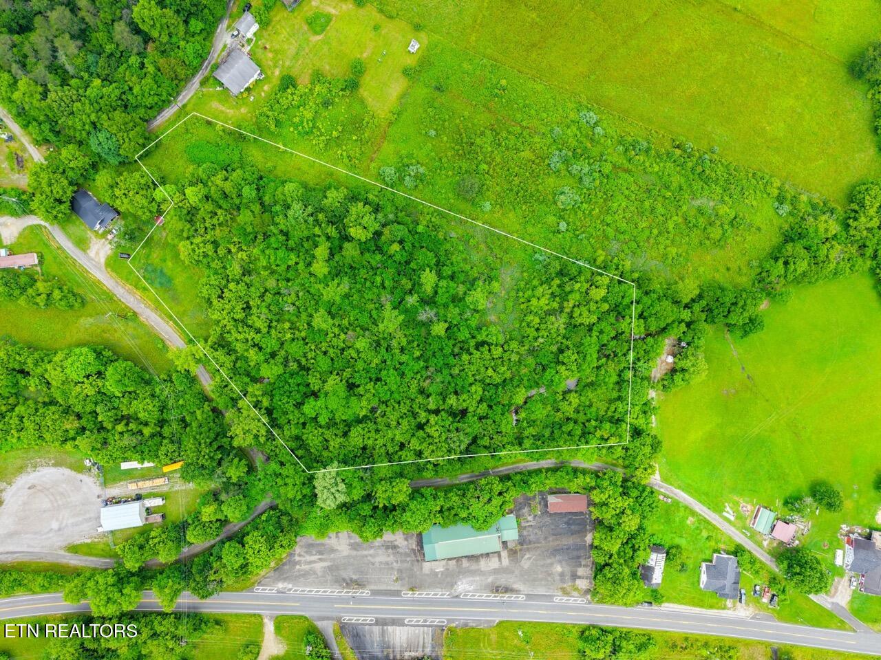 Creekmore Lane Jellico TN 37762
