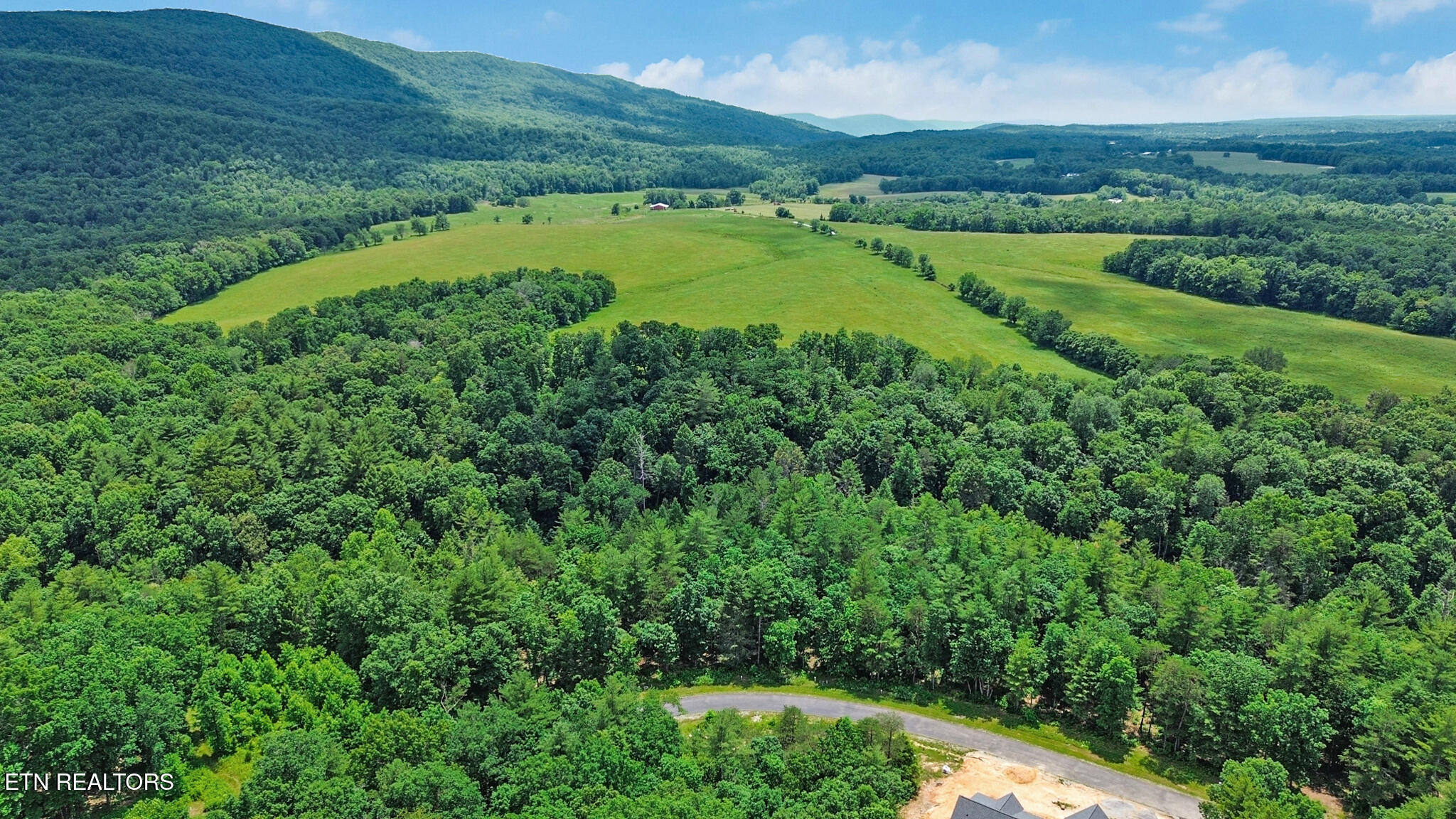 Noah Lane Crossville TN 38555