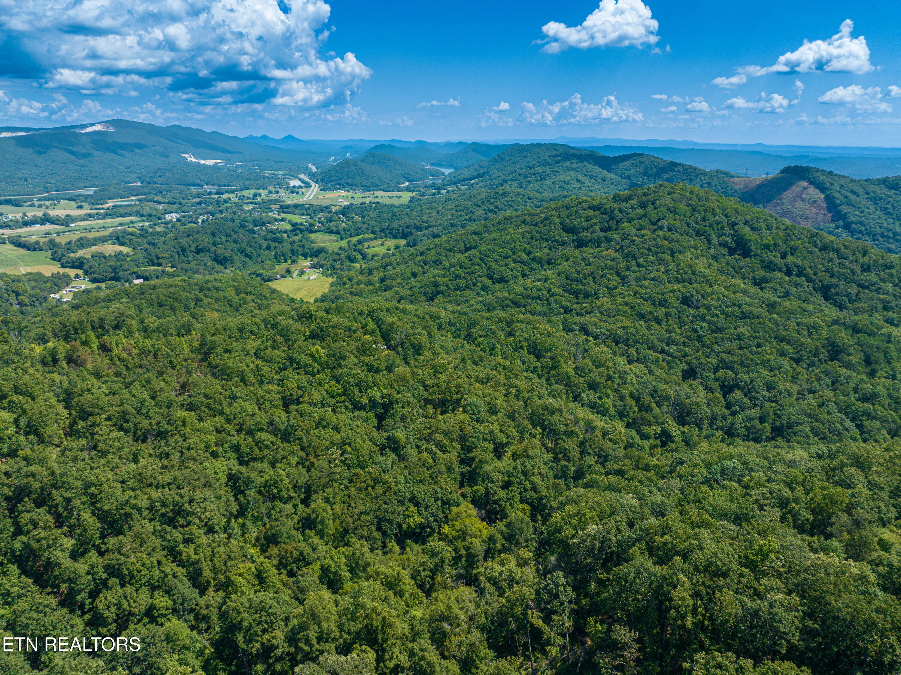 134 Beheler Lane Mooresburg TN 37811