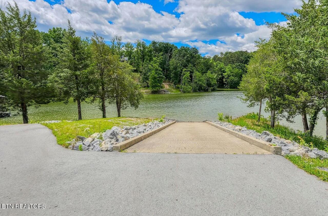 Lot 135 W Point Drive Dandridge TN 37725
