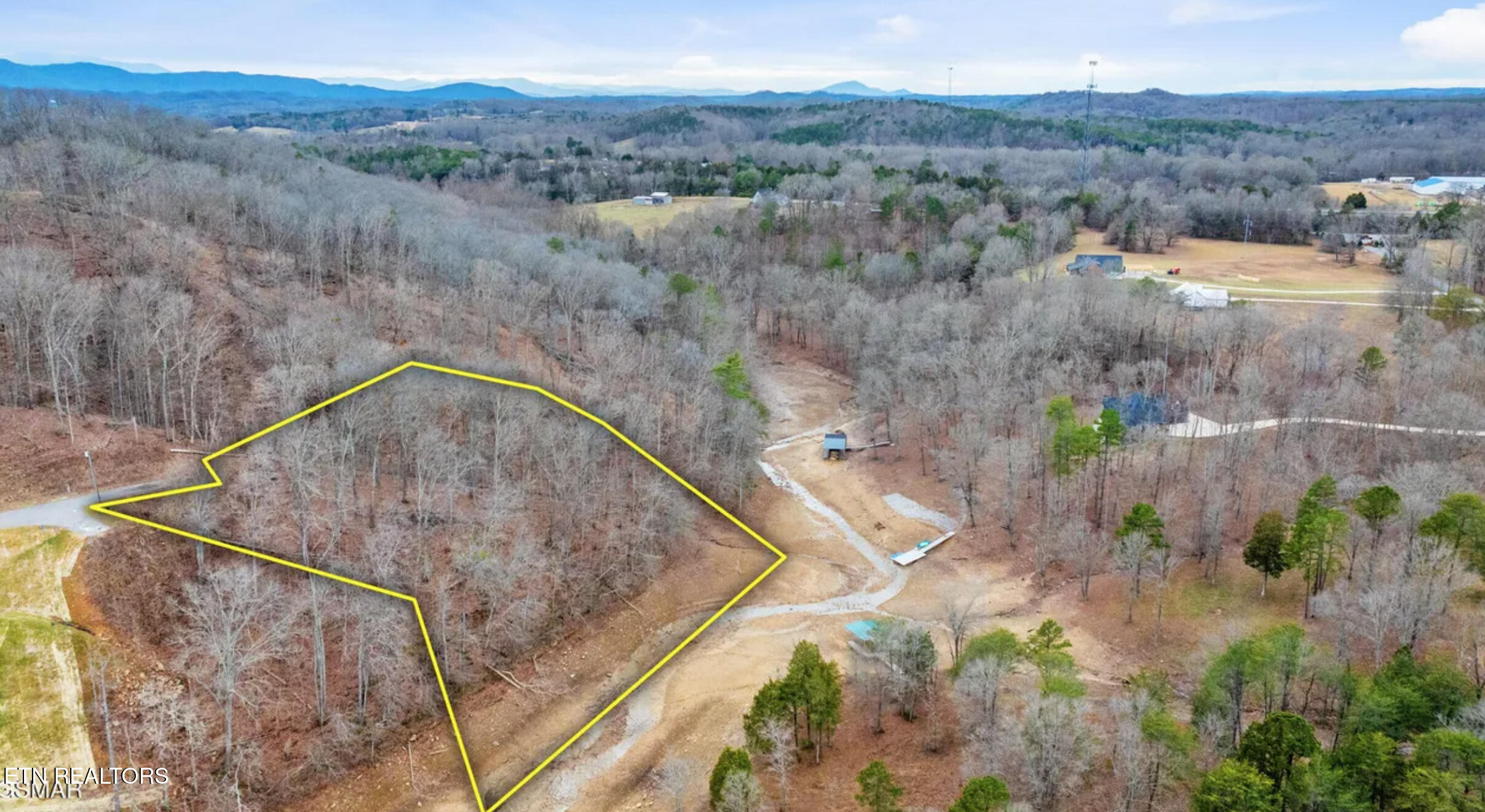 Lot 135 W Point Drive Dandridge TN 37725