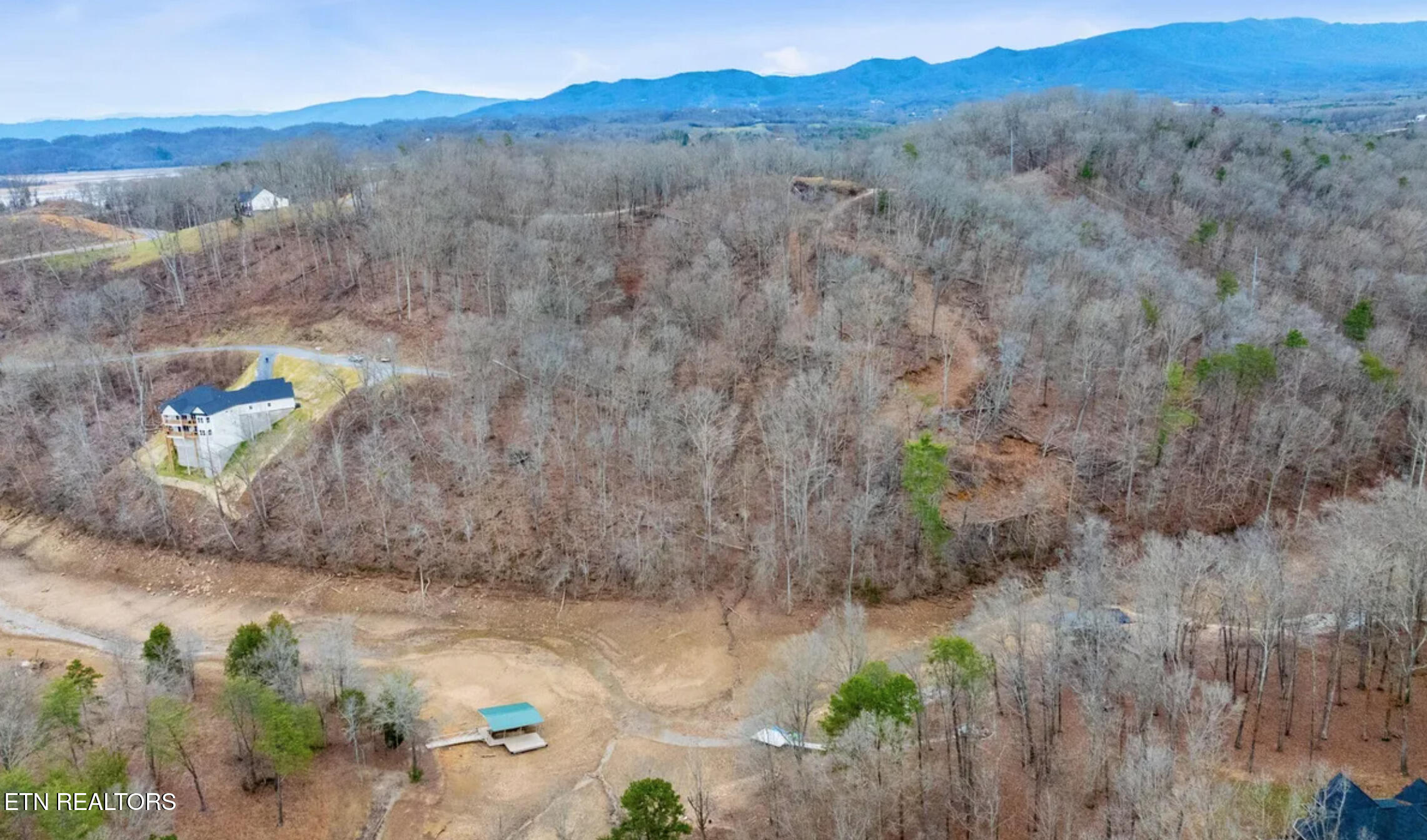 Lot 135 W Point Drive Dandridge TN 37725