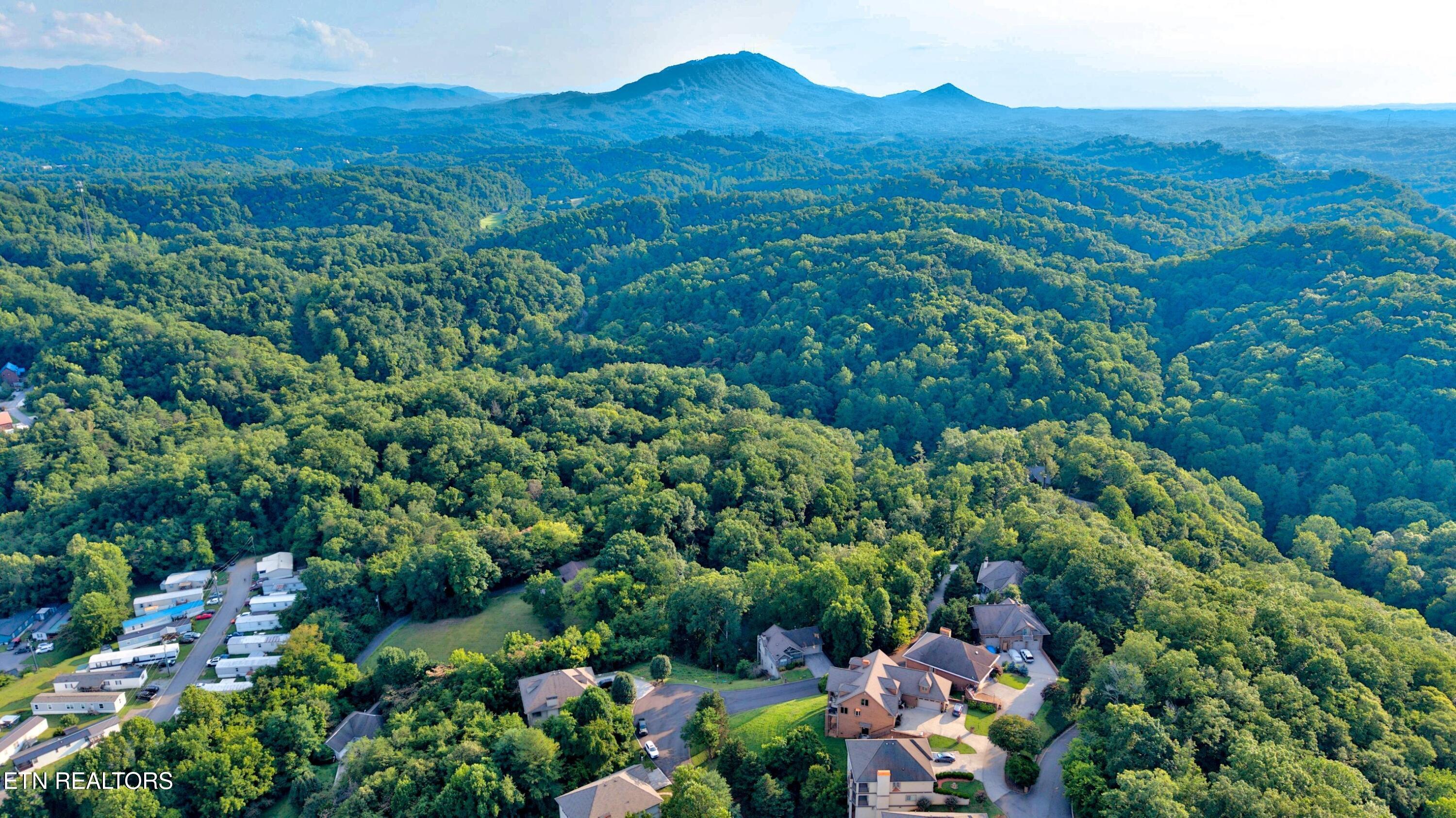 Maggie Mack Lane Sevierville TN 37862